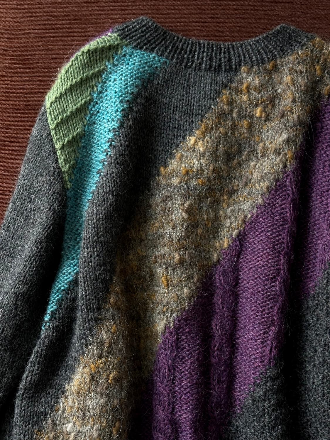 Boucle panel design pattern wide knit 상품이미지1