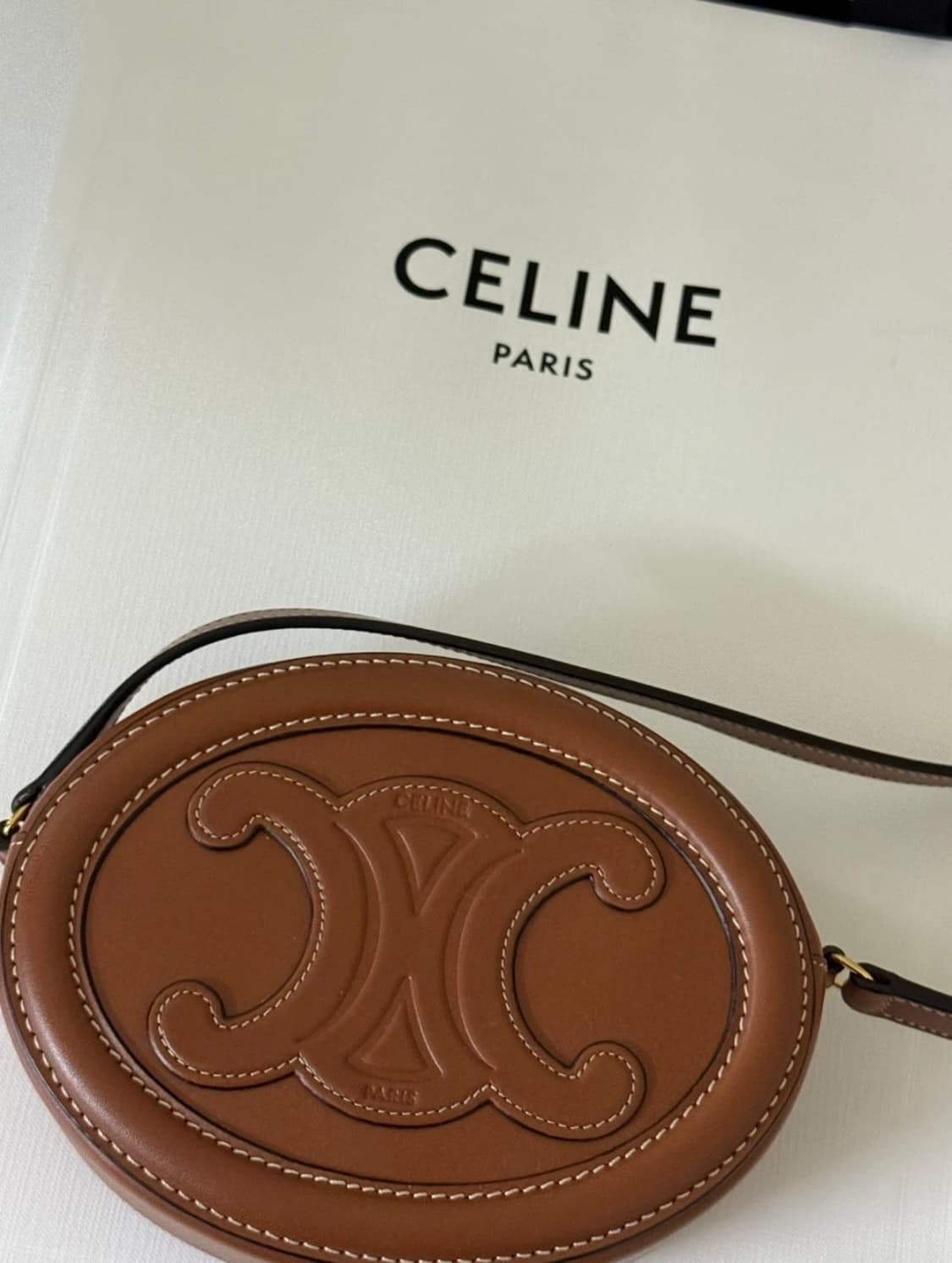 셀린느 오벌펄스 상품이미지1