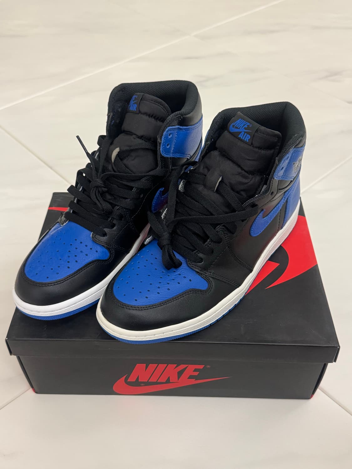 나이키 에어 조던 1 레트로 하이 OG 로얄 블루 상품이미지1