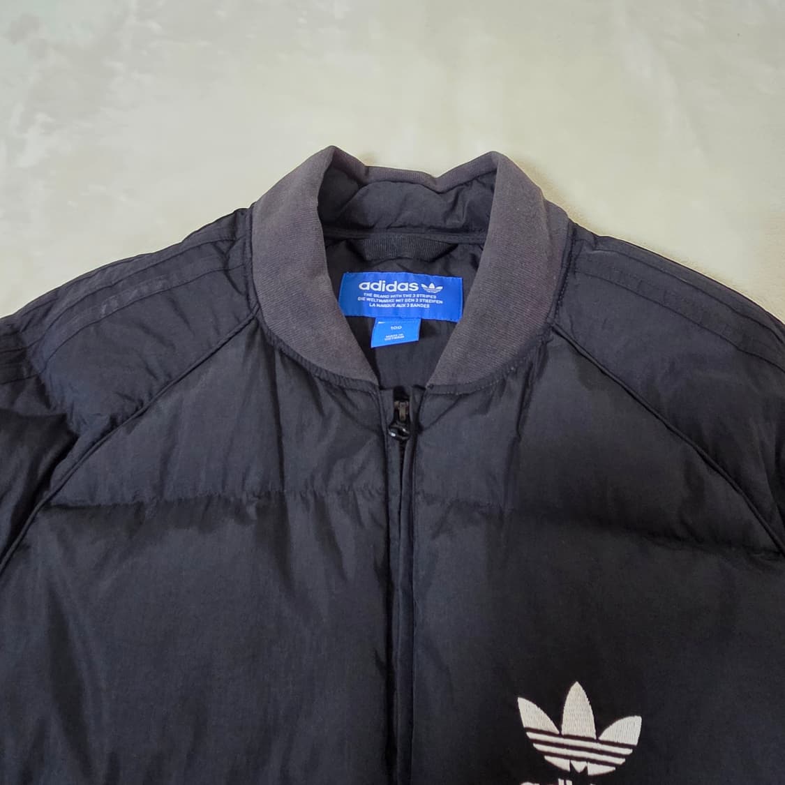 (100)아디다스 오리지널 삼선 다운 패딩 점퍼 블랙 상품이미지2