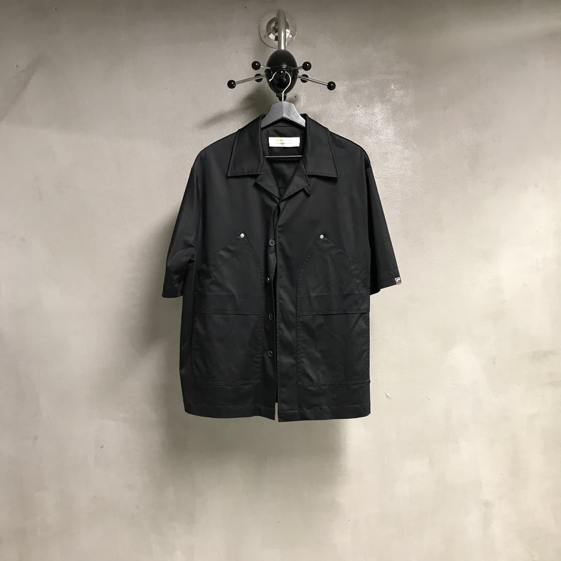 알릭스 반팔 셔츠 자켓 블랙 L 상품이미지1