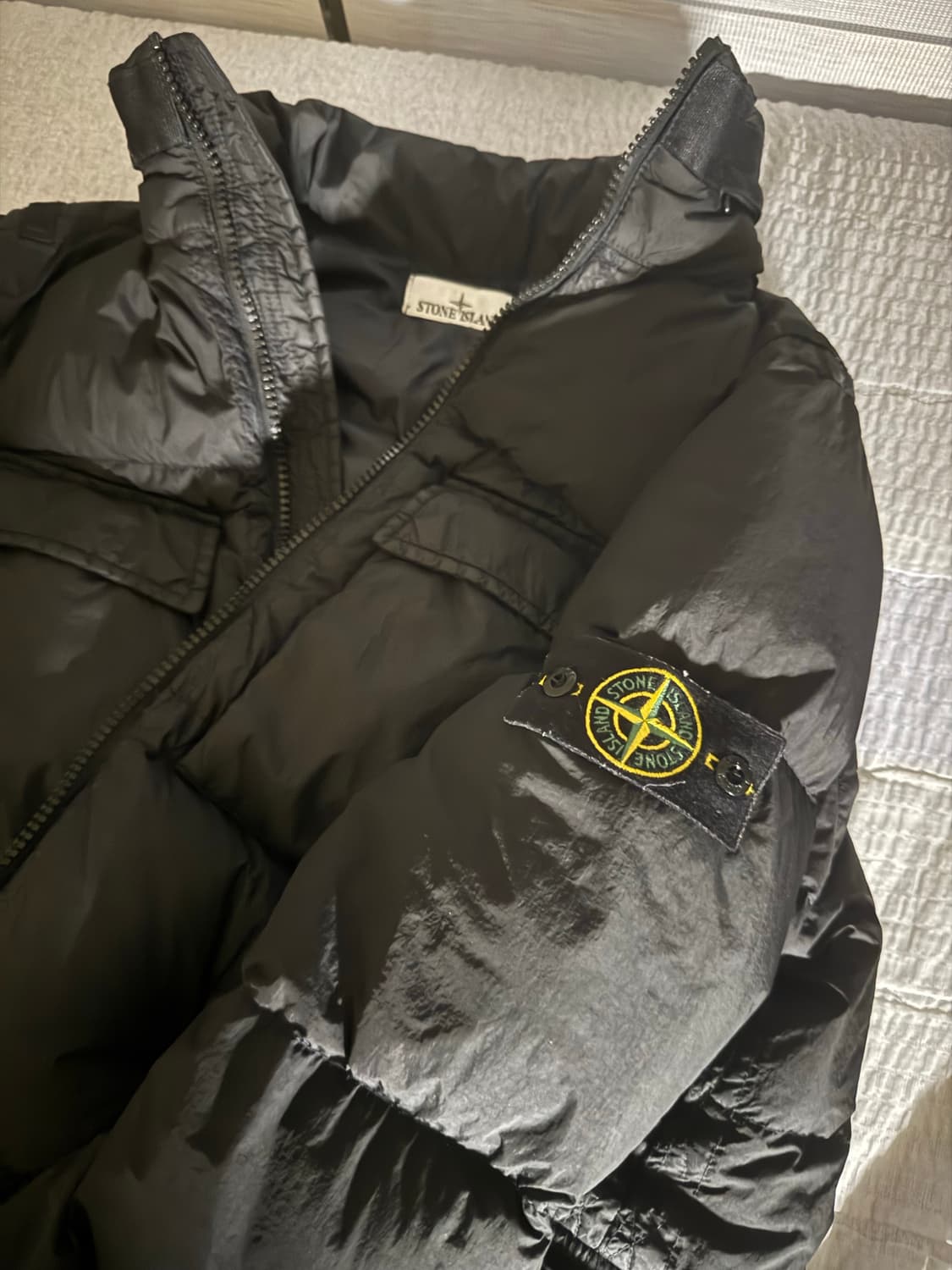 (L,105)스톤아일랜드 22fw 클링클랩스 패딩 상품이미지4