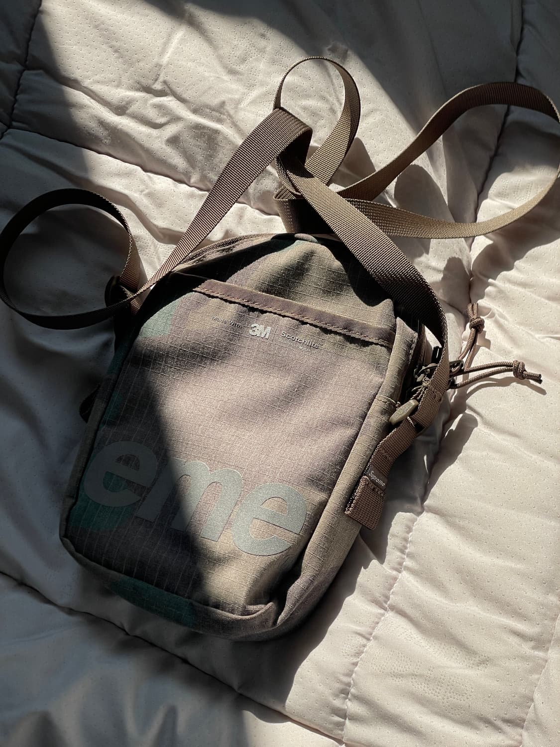 24ss 슈프림 숄더백 우드랜드 상품이미지2