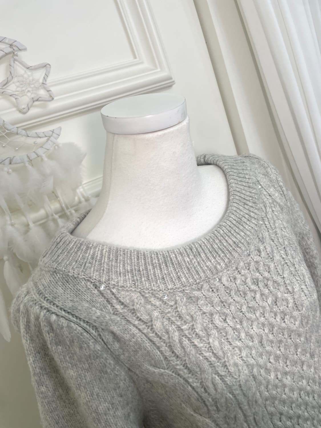 FEROUX beads point puff soft midi sweate 상품이미지7