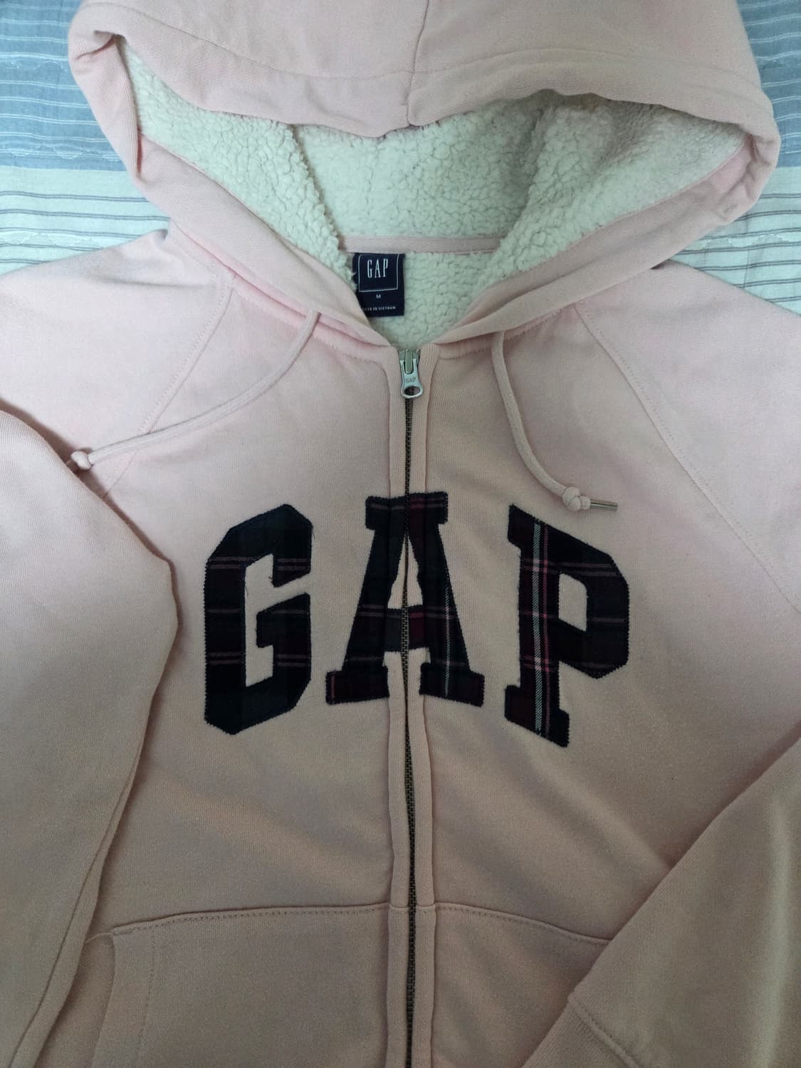 갭 딸기우유 대장템 후드집업 상품이미지3