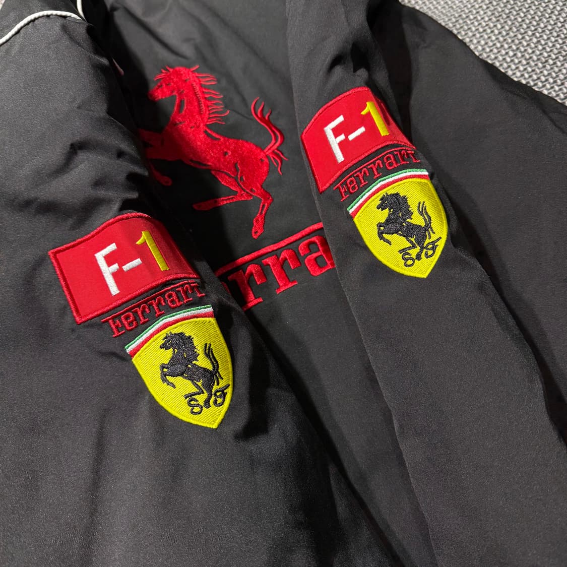 새상품 Ferrari 레이싱 점퍼 (XL/XXL) 상품이미지6
