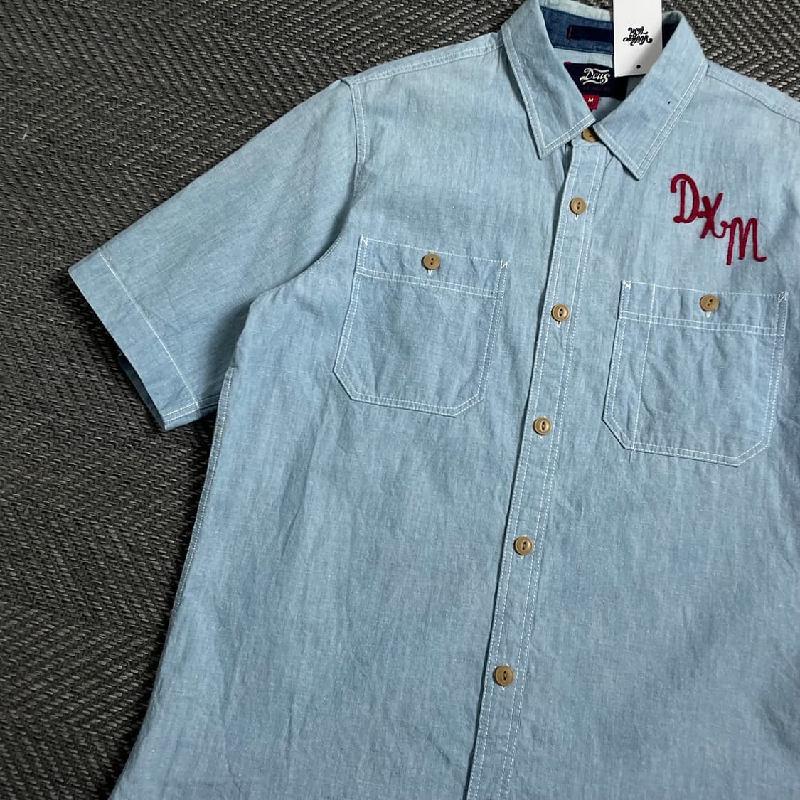 데우스 엑스 마키나 빅로고 샴브레이 데님 셔츠o 4042 상품이미지3