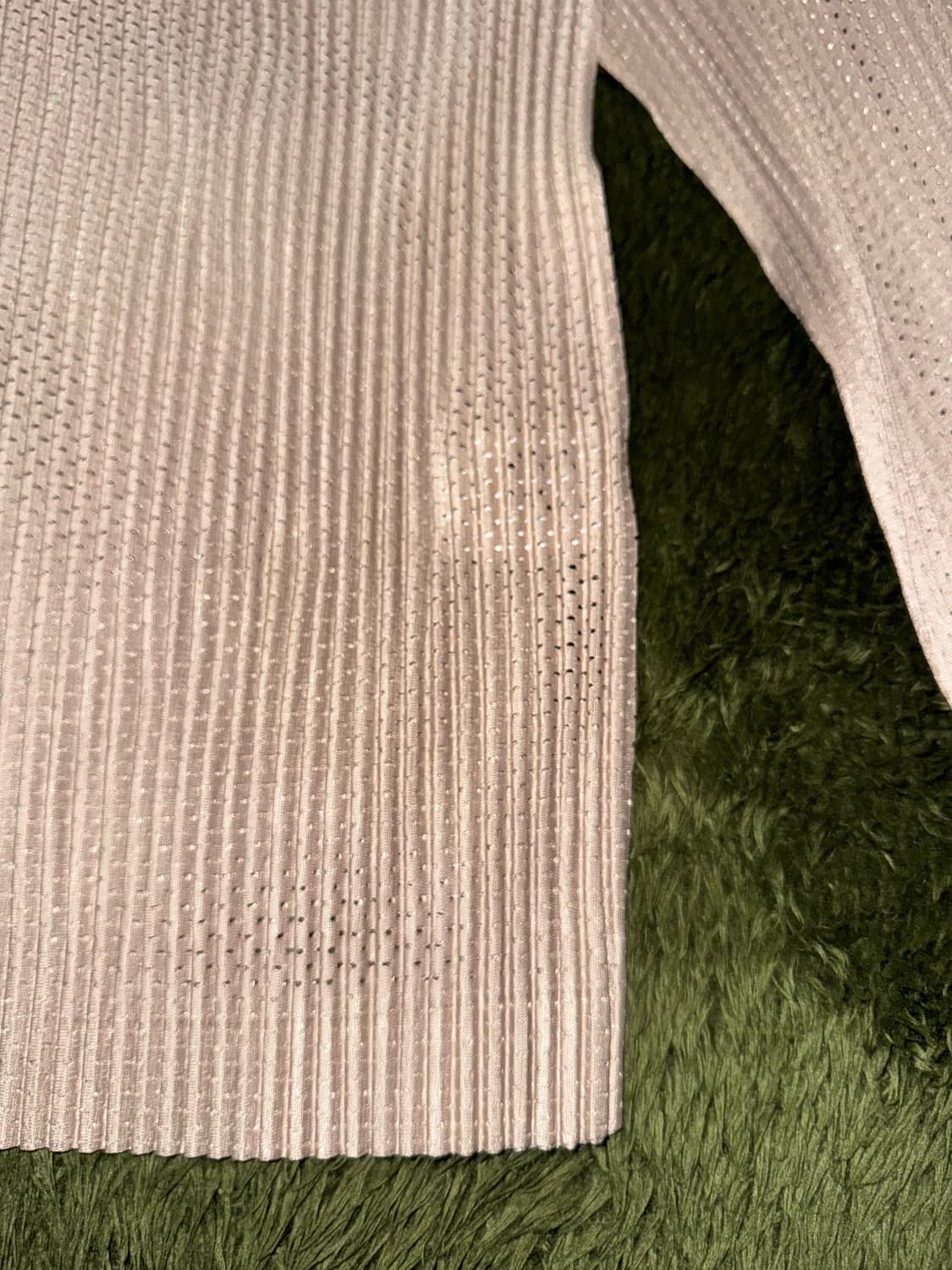 [4] 이세이 미야케 옴므 플리세 25ss 플리츠 롱슬리브 베이지 상품이미지4