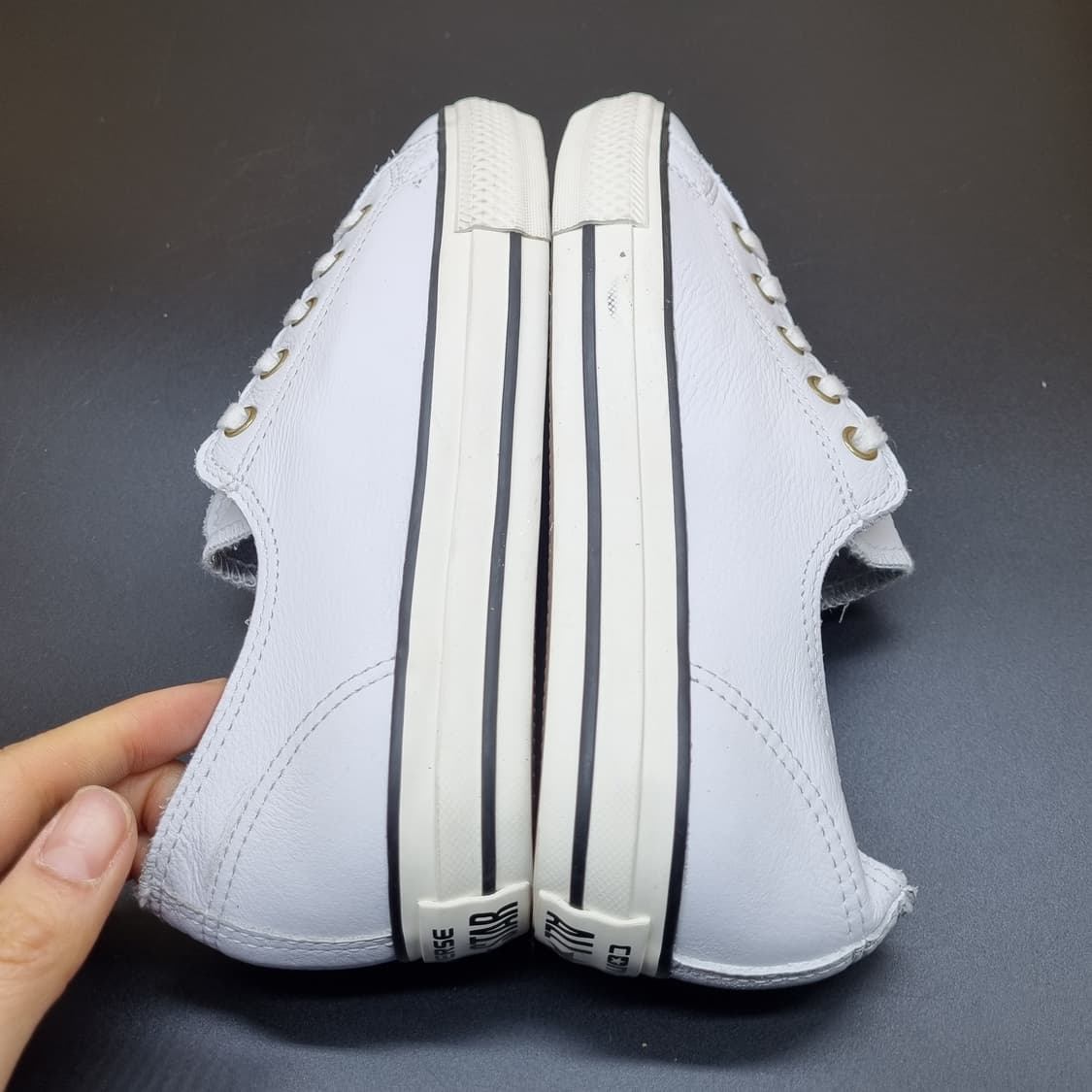 컨버스 척테일러 하이라인 화이트 스니커즈225 상품이미지5