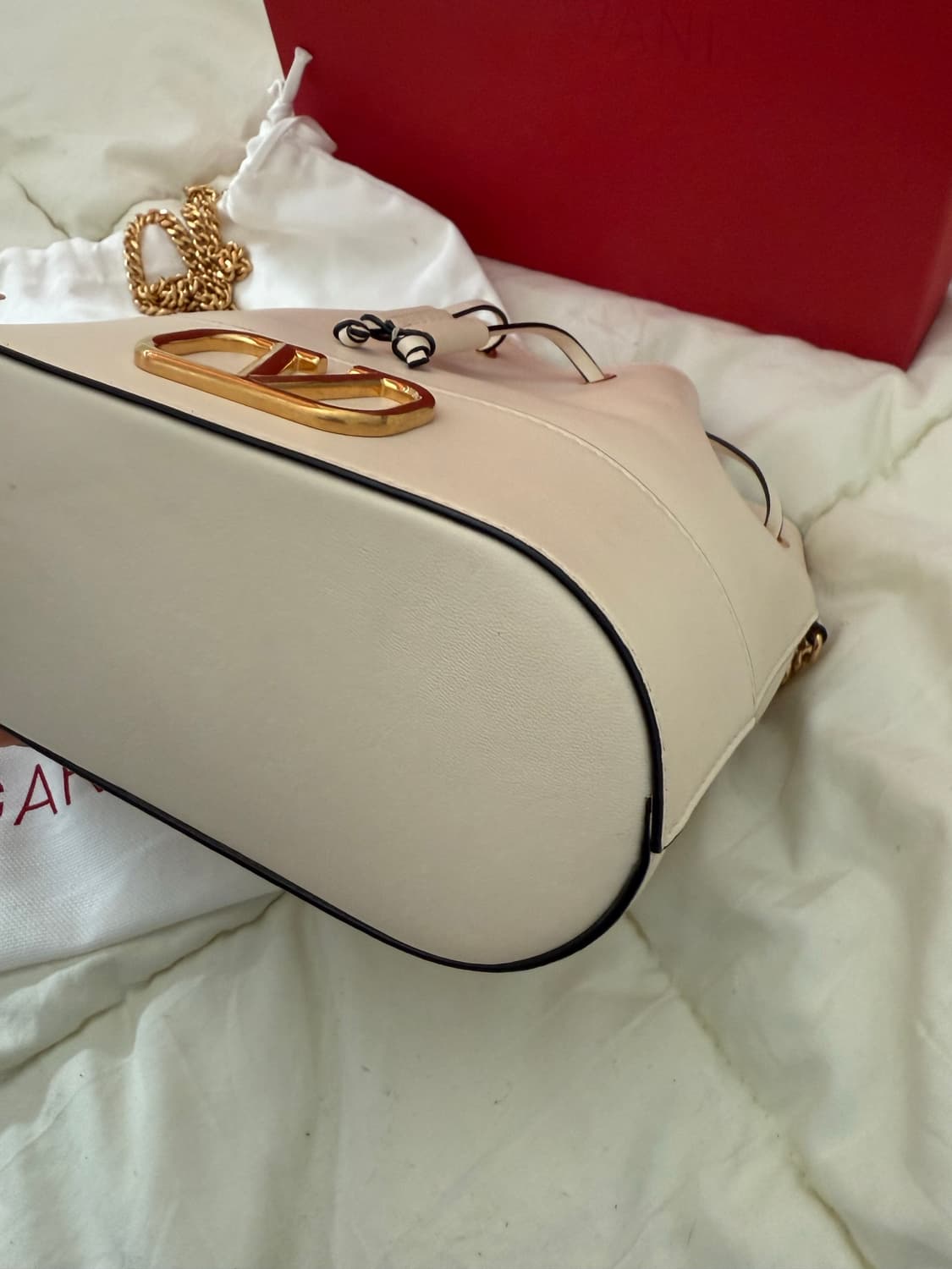 정품 발렌티노 아이보리 버킷백 상품이미지5