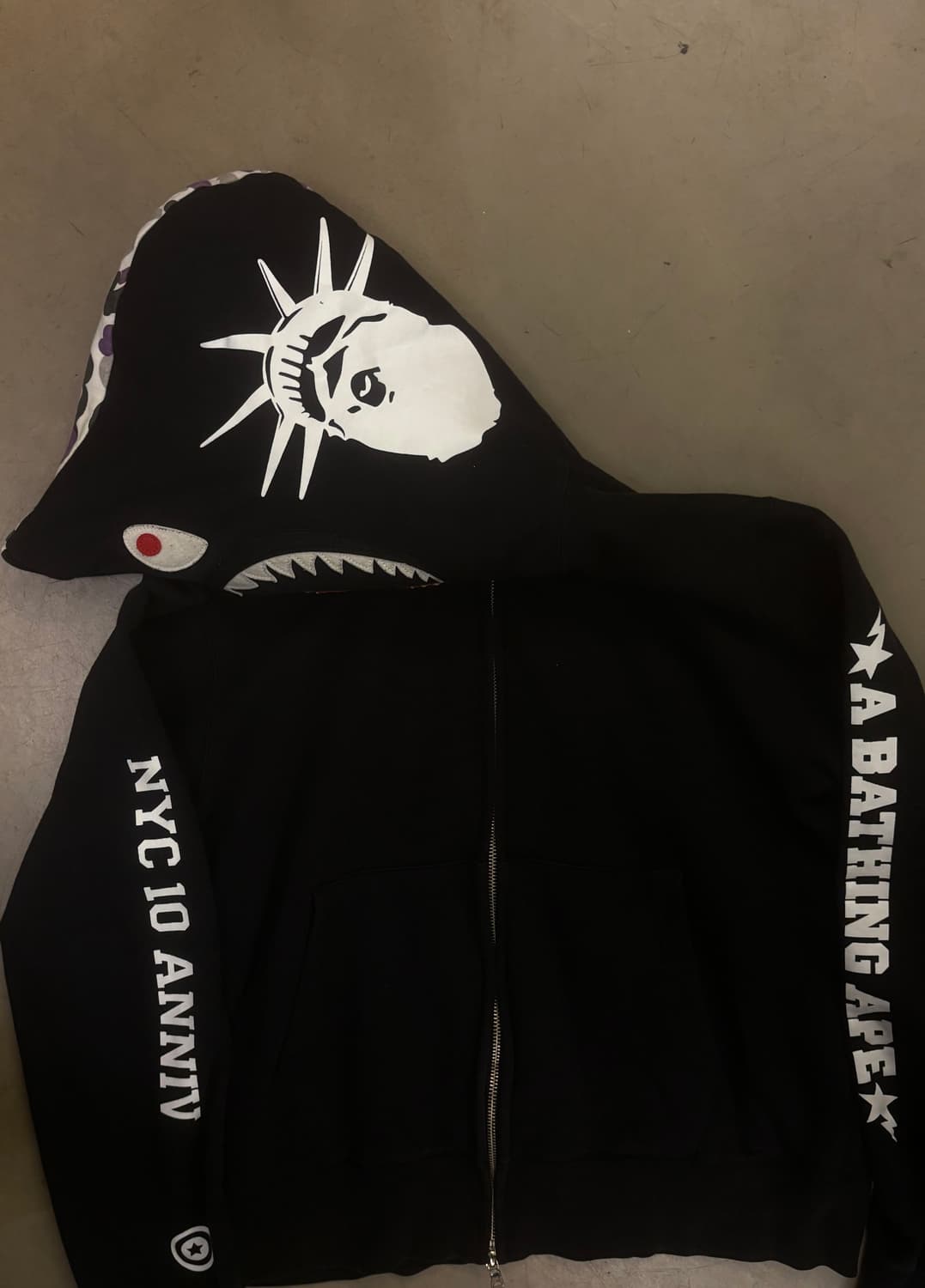 베이프 뉴욕10주년 위즈칼리파 샤크 후드 집업 상품이미지3