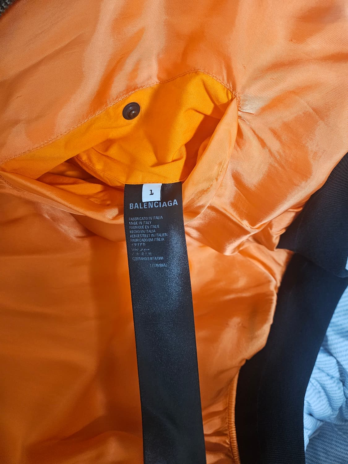 발렌시아가 3b 봄버 팝니다 상품이미지5