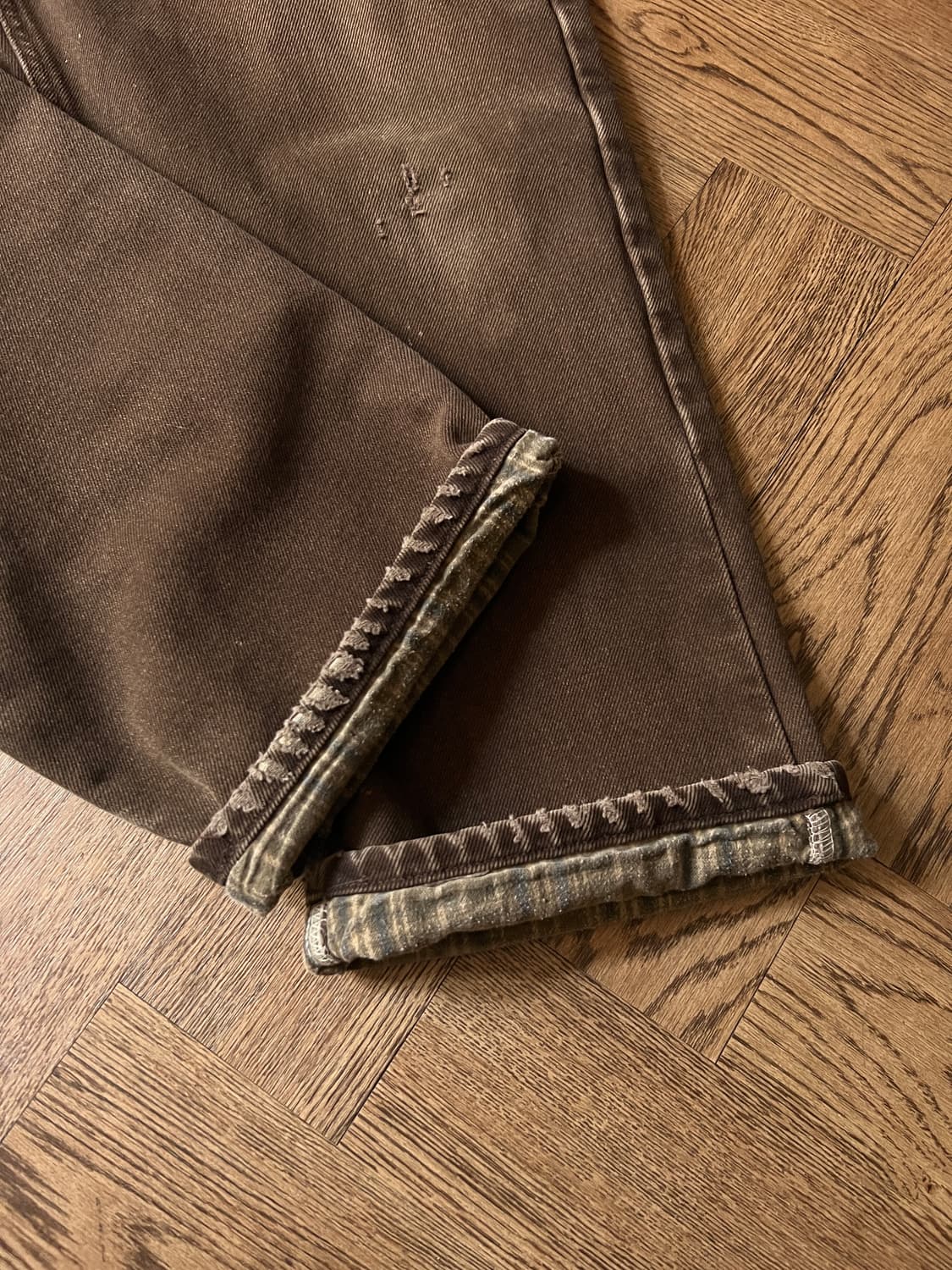 [36]칼하트 USA 체크 라이닝 빈티지 워싱 다크브라운 워크 데님 팬츠 상품이미지7