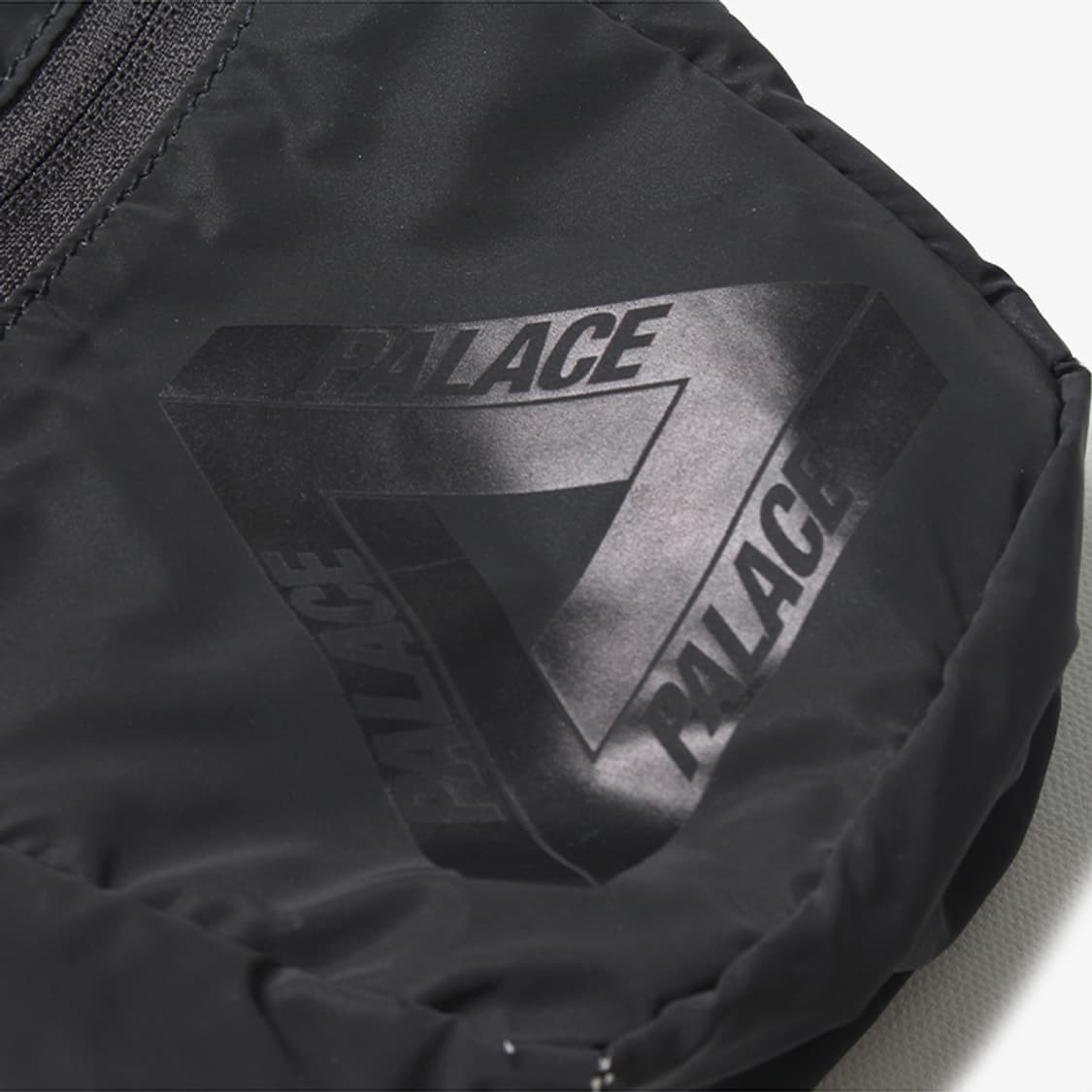  PALACE "Grey Shoulder Bag" 상품이미지3