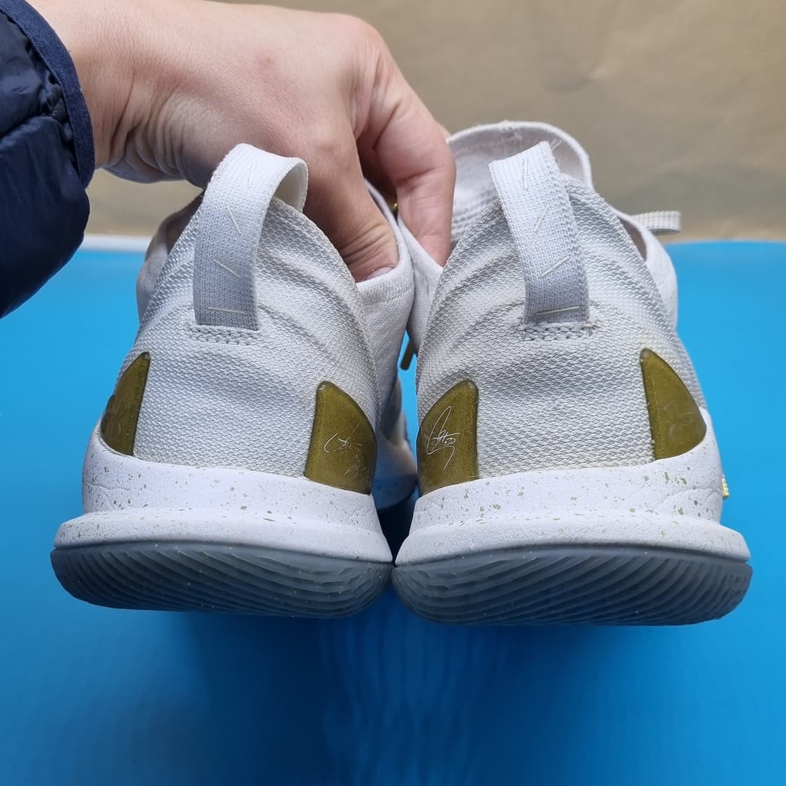 언더아머 커리5 농구화 270 상품이미지4