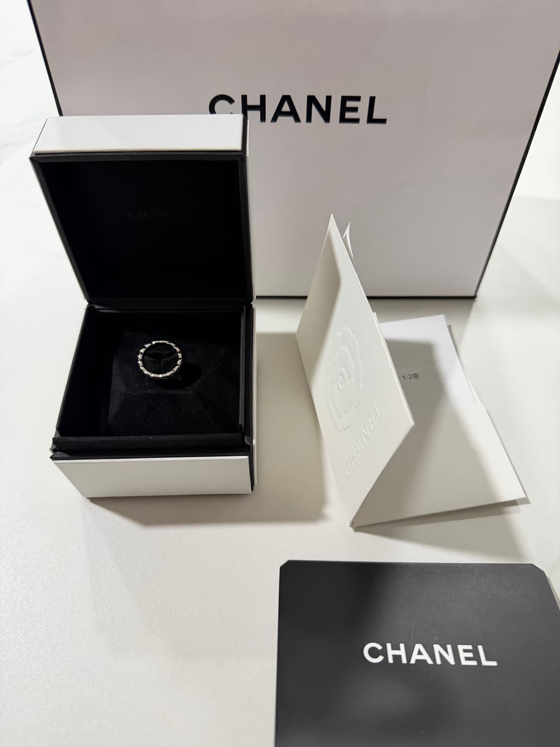 샤넬 코코크러쉬 미니 화이트골드 46호 상품이미지1