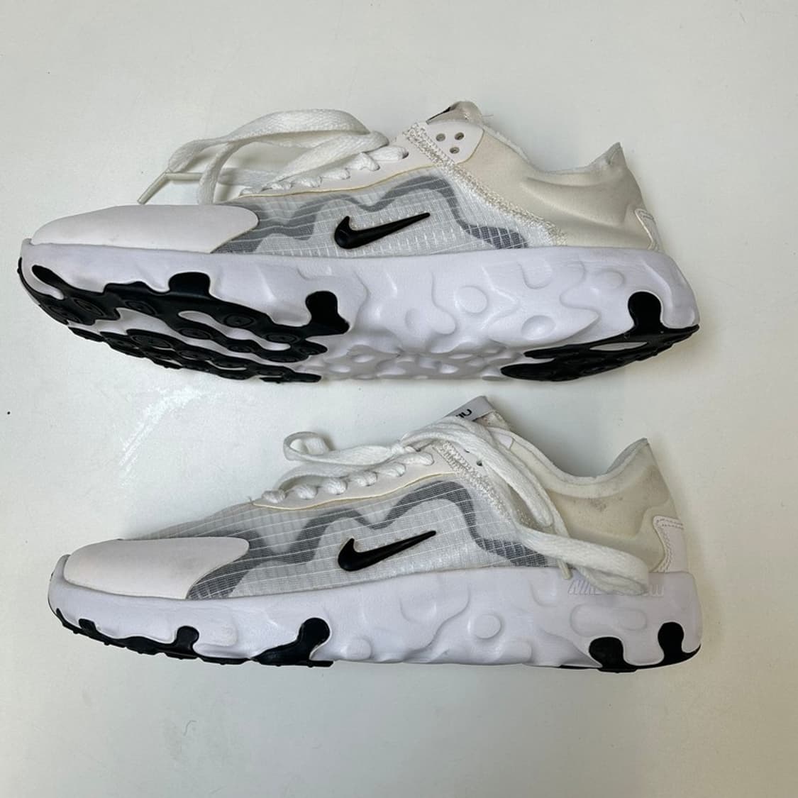 나이키 리뉴루센트 화이트 230 상품이미지2