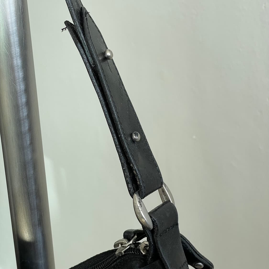 VINTAGE Suede shoulder bag 상품이미지3