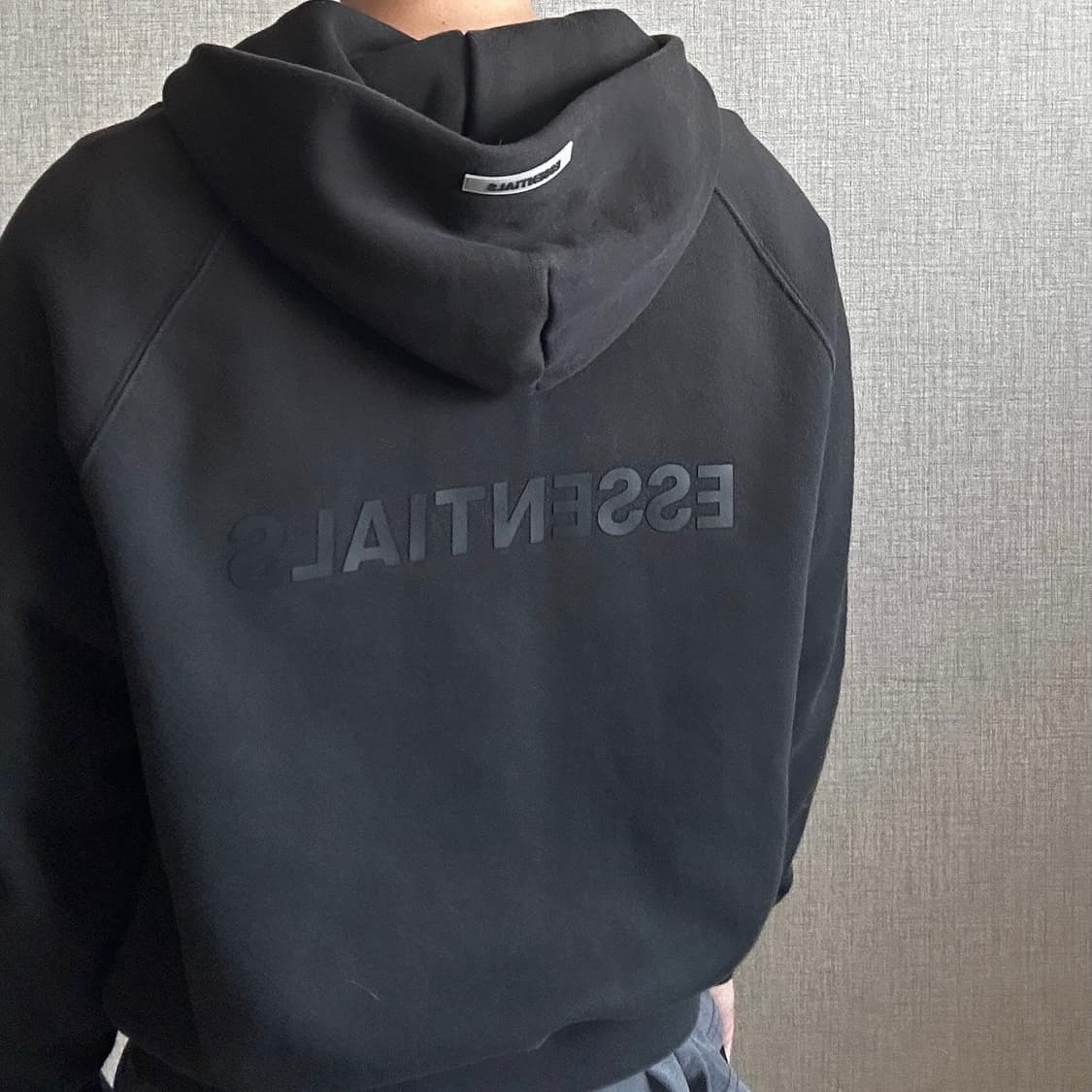 에센셜 x 피어 오브 갓 블랙 후드집업 상품이미지2