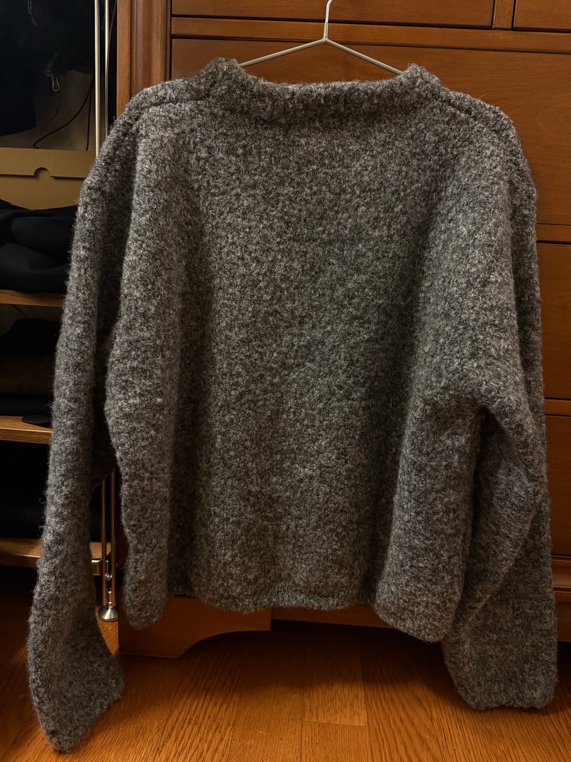 에프터먼데이 bokashi round knit 차콜 상품이미지3