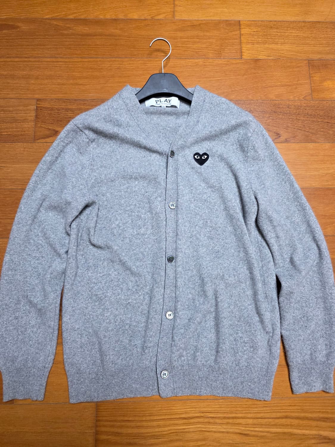 [2XL]꼼데가르송 플레이 블랙 하트 니트 가디건 그레이 상품이미지2