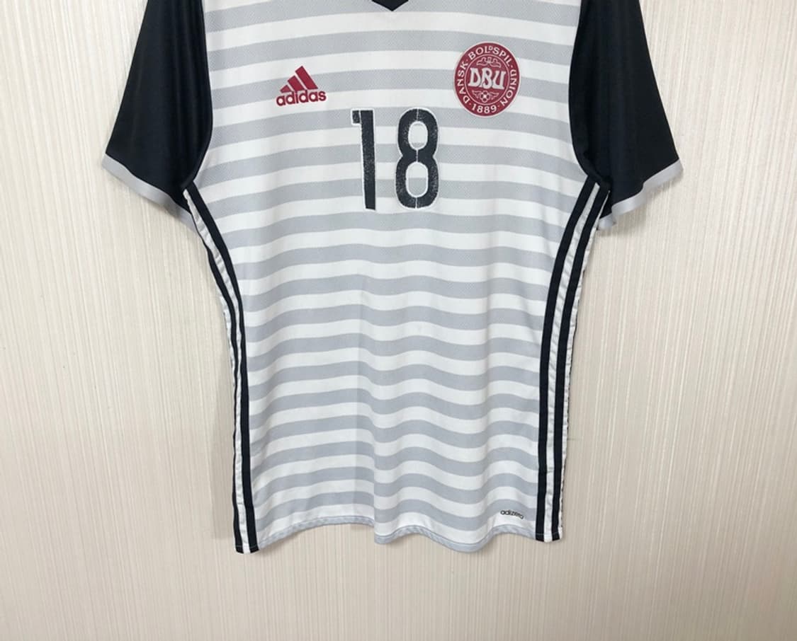 아디다스 15-16 덴마크축구국대 어웨이유니폼/져지 8사이즈 #18 상품이미지3