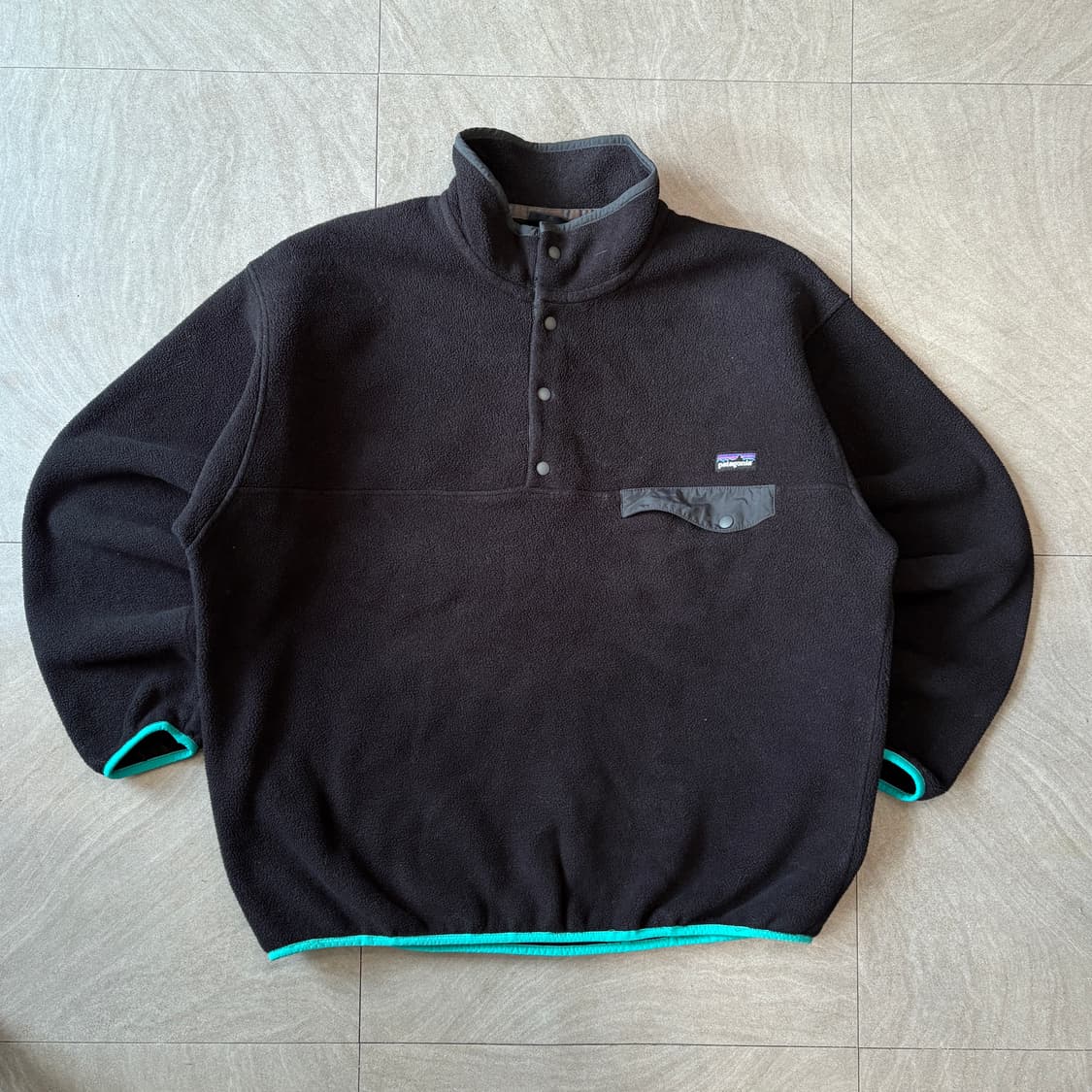 파타고니아 정품 블랙 신칠라 스냅티 상품이미지1