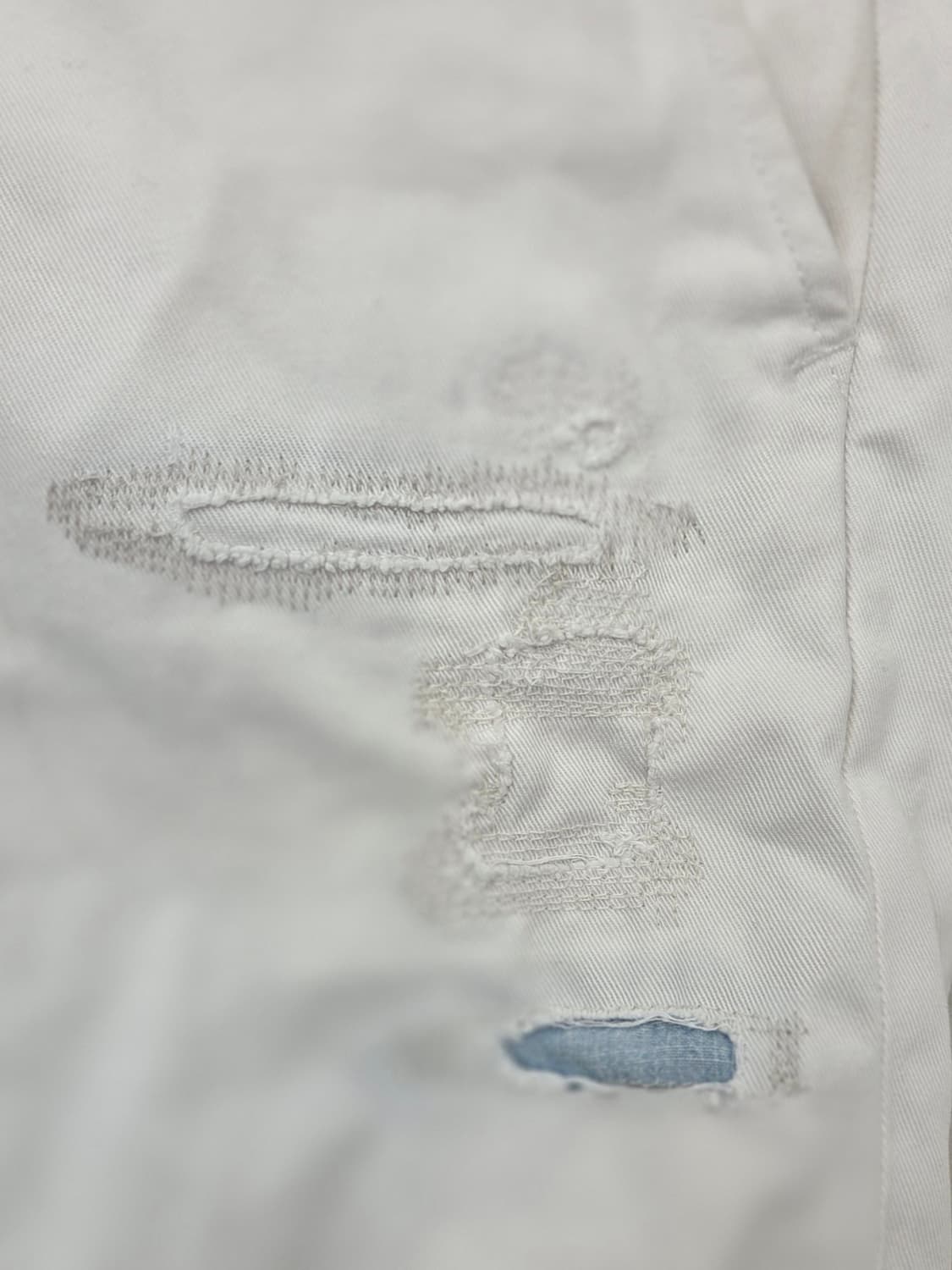 폴로 랄프로렌 디스트레스트 화이트 팬츠 상품이미지4