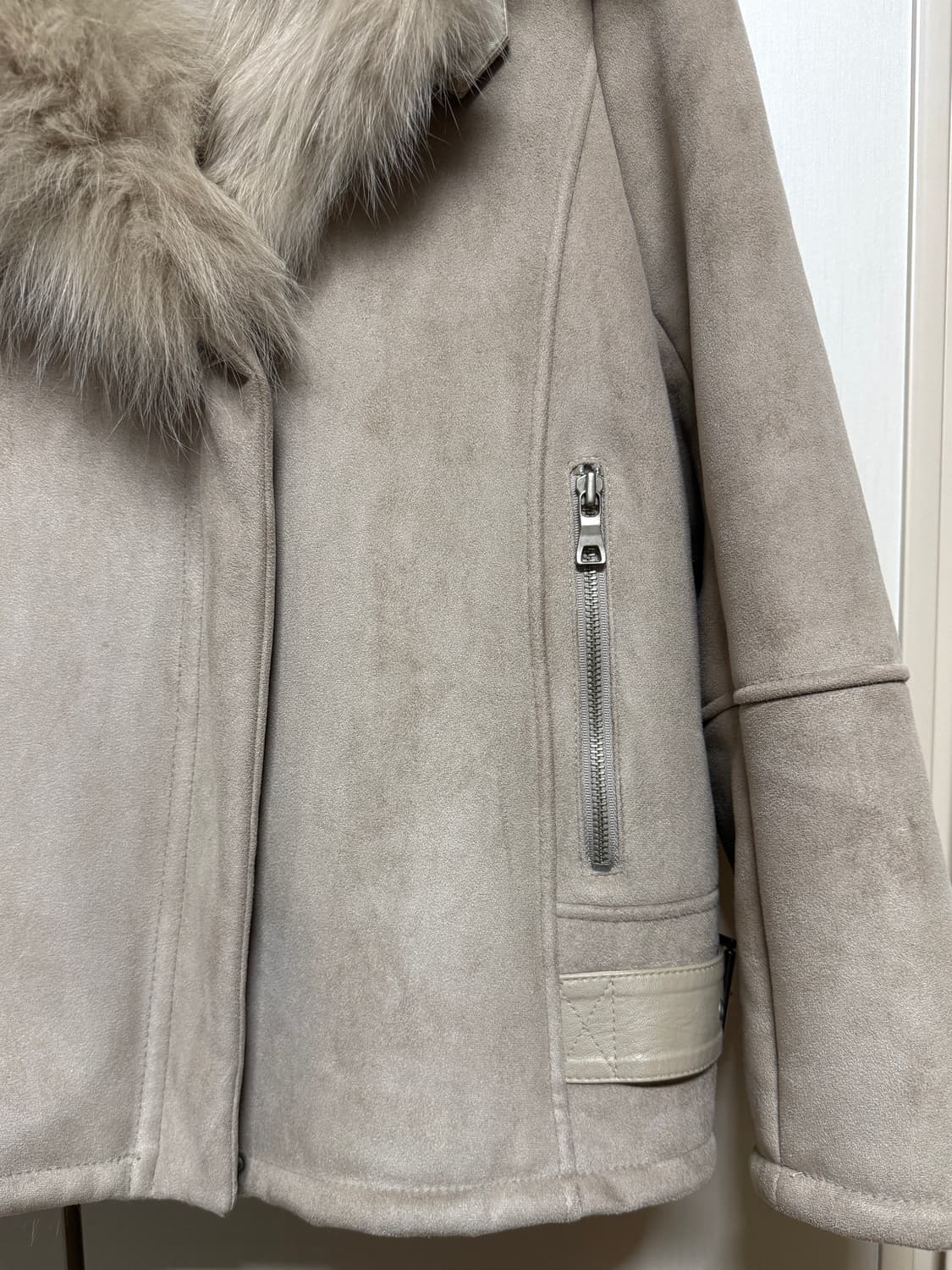 city gee 무스탕 자켓 상품이미지3