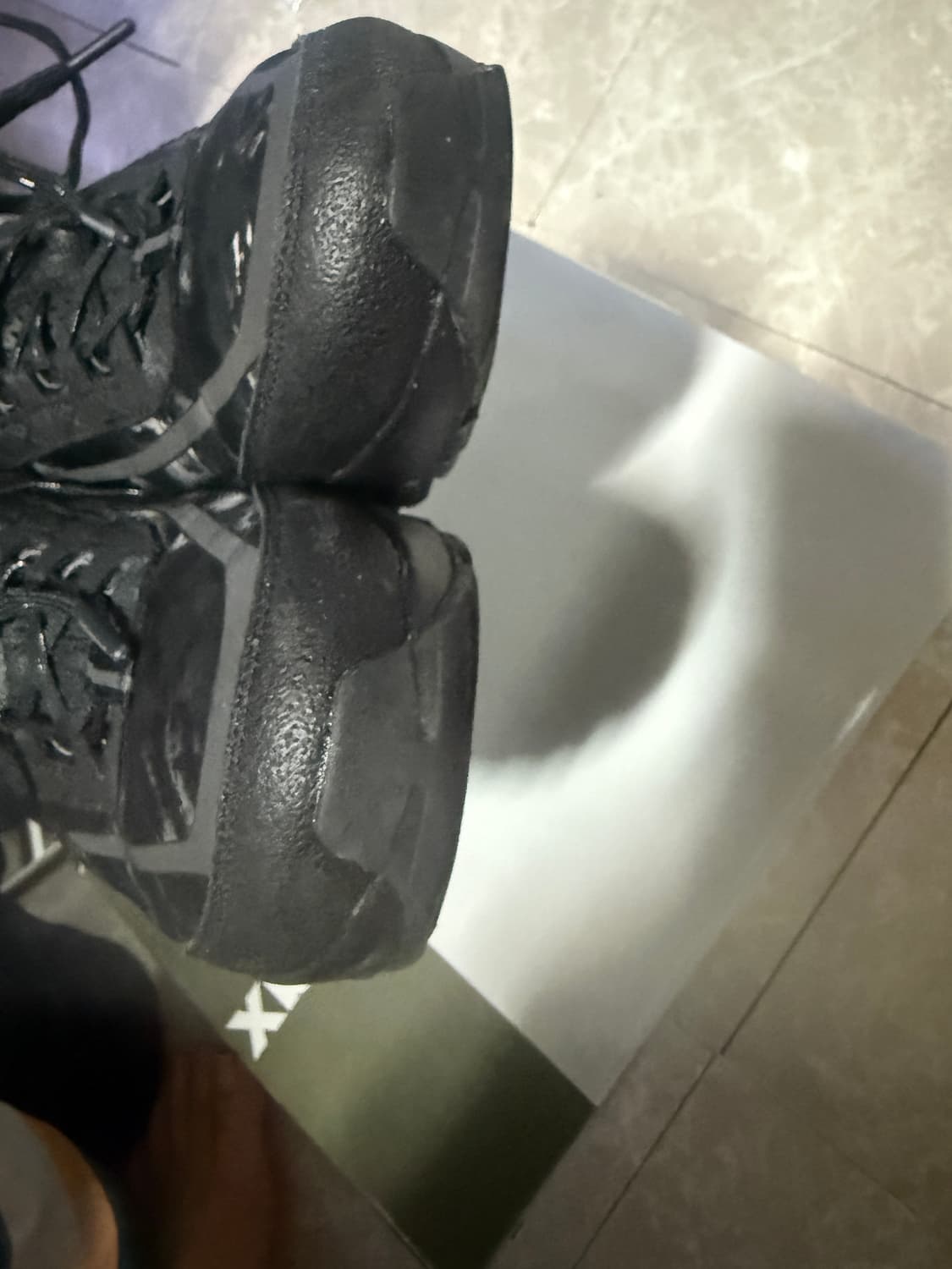 275사이즈 나이키 웍스아웃 에어맥스95 블랙 상품이미지6