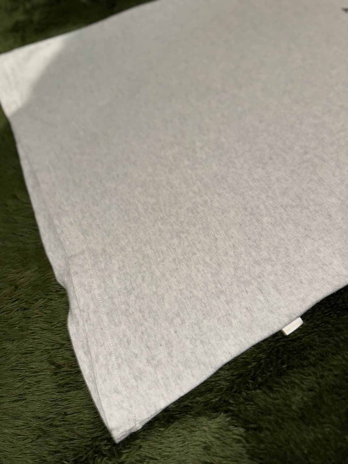 [L] 에임 레온 도르 텍스쳐드 로고 싱글 스티치 티셔츠 메란지 그레이 상품이미지5