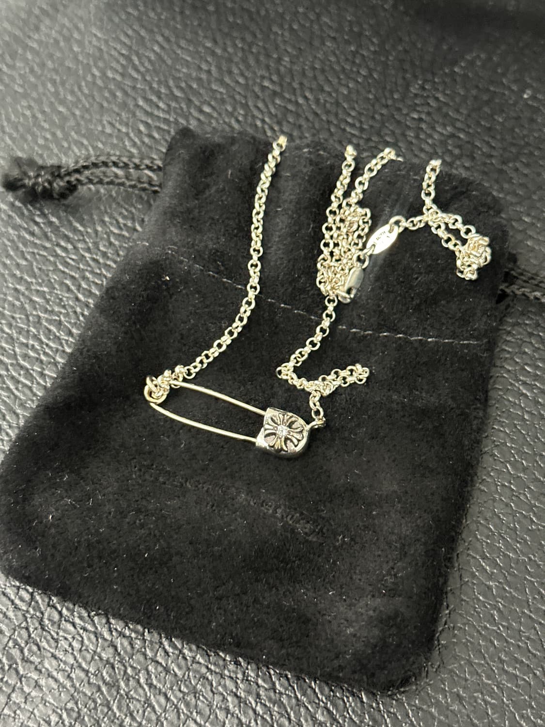 크롬하츠 세이프티핀 다이아 목걸이 일체형 상품이미지2