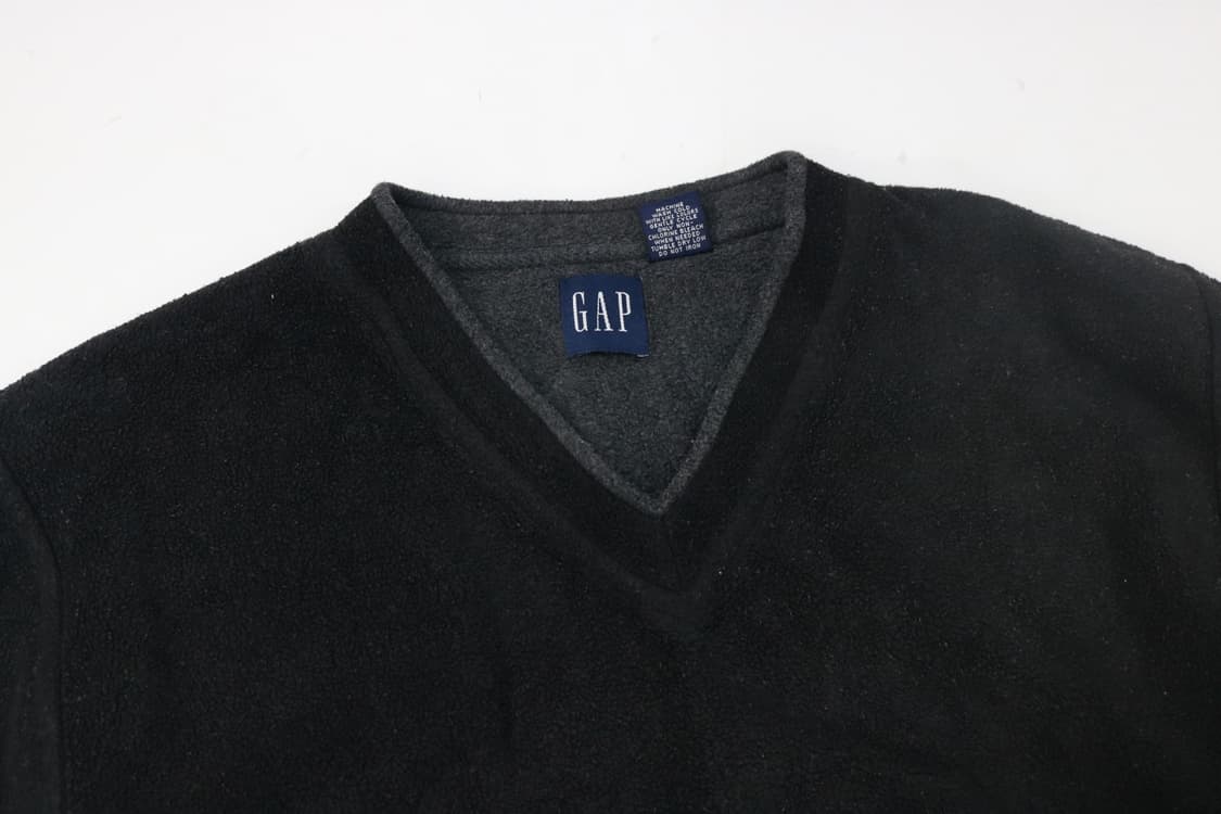 갭 90s 빈티지 블랙 브이넥 플리스 스웨트셔츠 상품이미지4