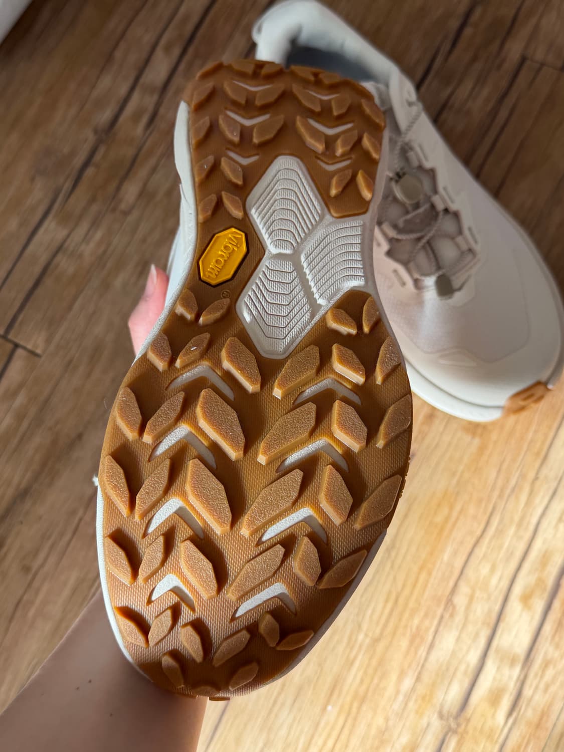 새상품 호카 트랜스포트 와이드 7 상품이미지4