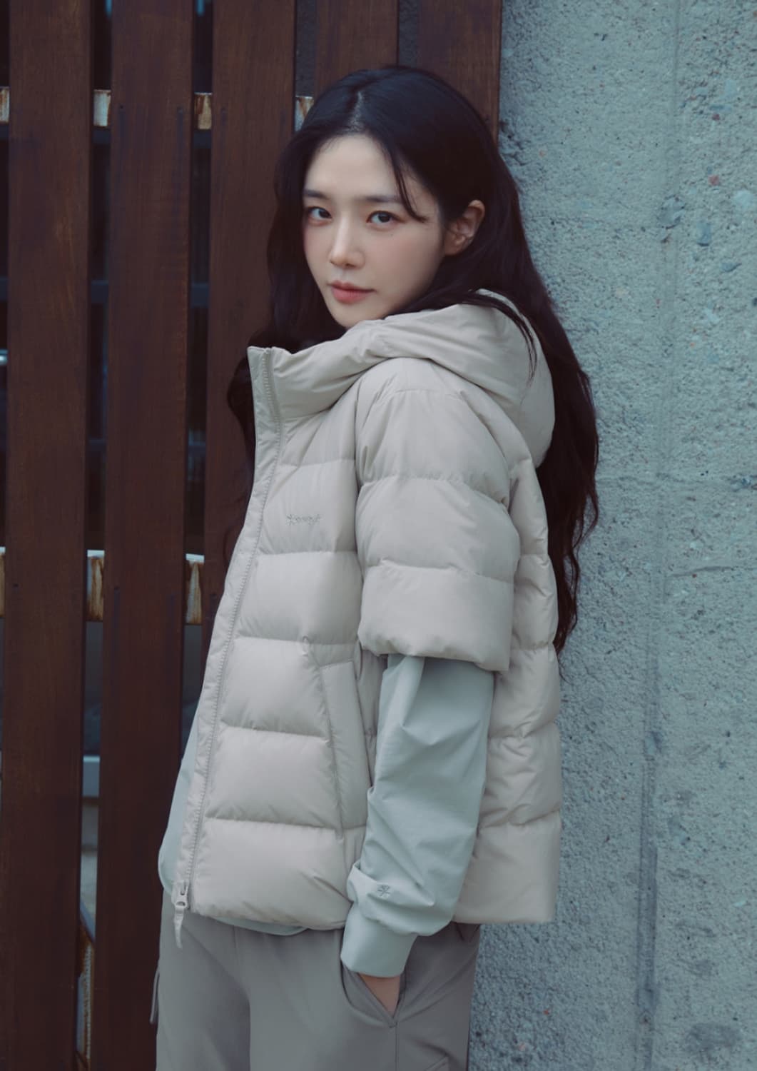 스노우피크 반팔 후드 패딩 자켓 라이트베이지 M 상품이미지4