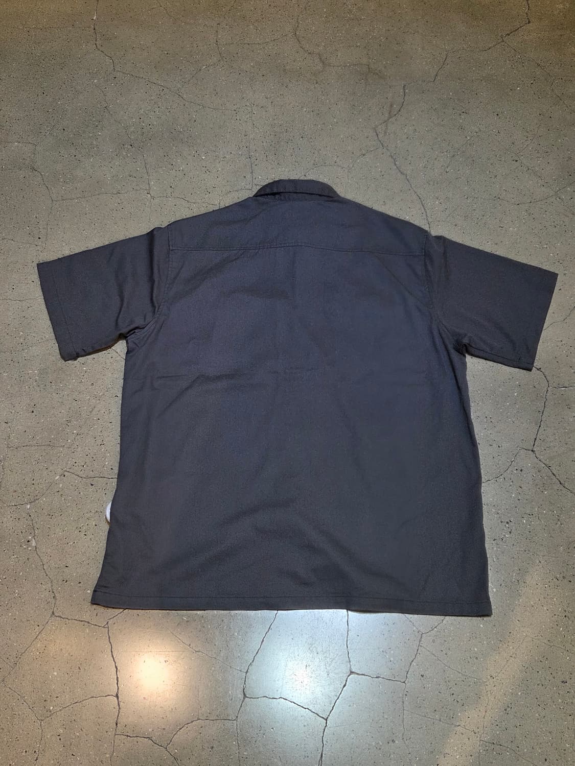 Carhartt 칼하트 차콜그레이 포켓반팔셔츠 상품이미지5