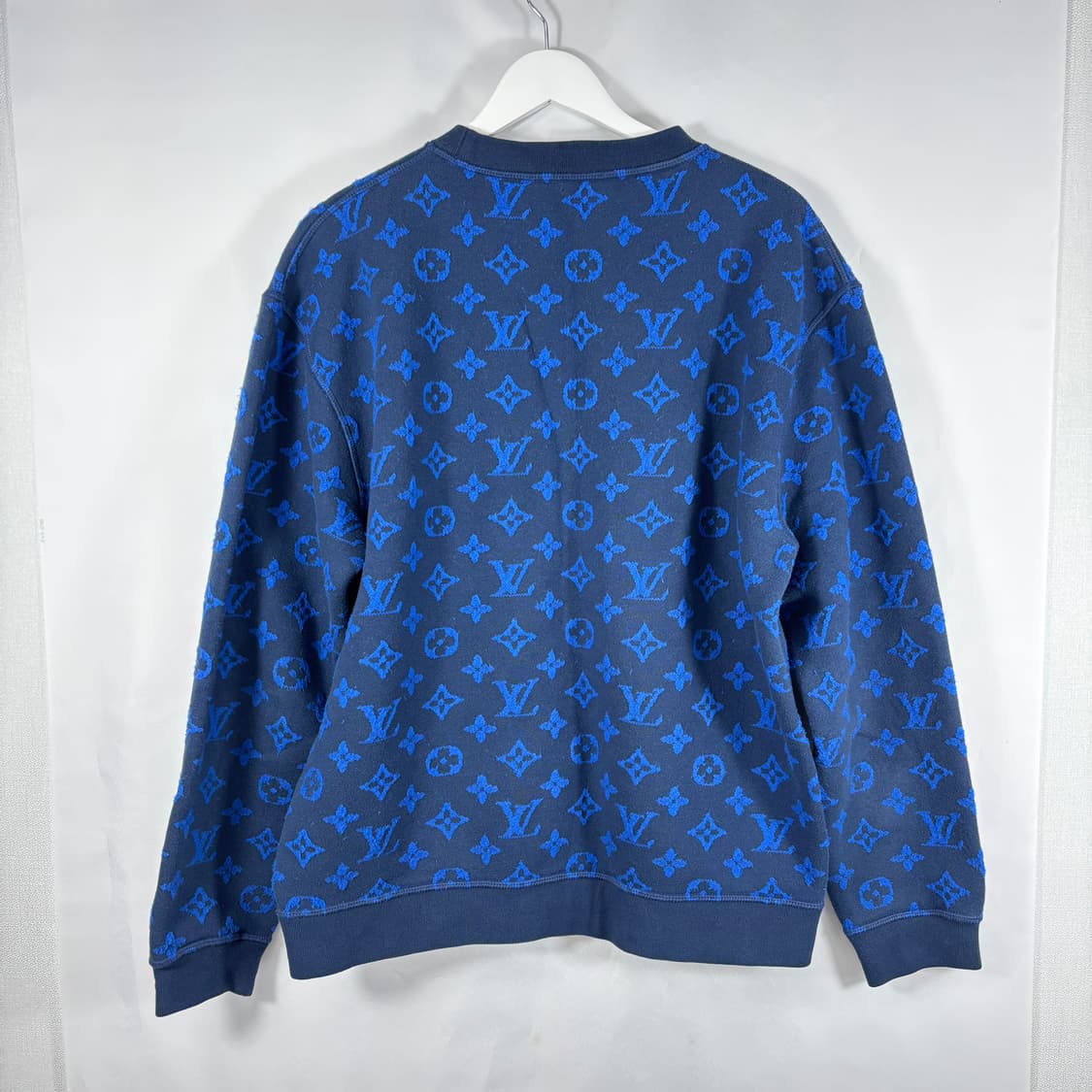 (정품,SS급)루이비통 풀모노그램 맨투맨 니트 블루 L 상품이미지2
