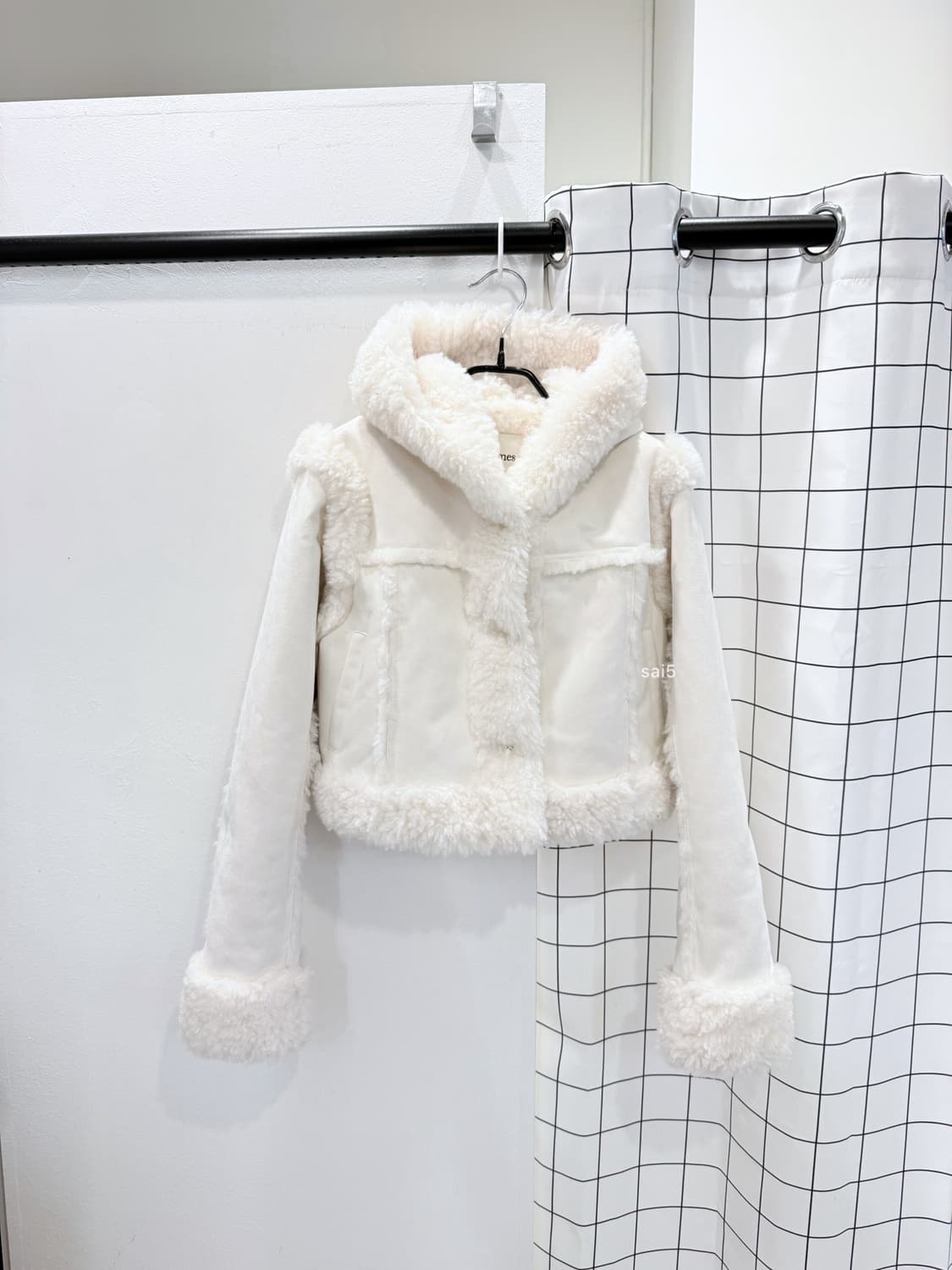 쓰리타임즈 베이비퍼 후디 무스탕 상품이미지2