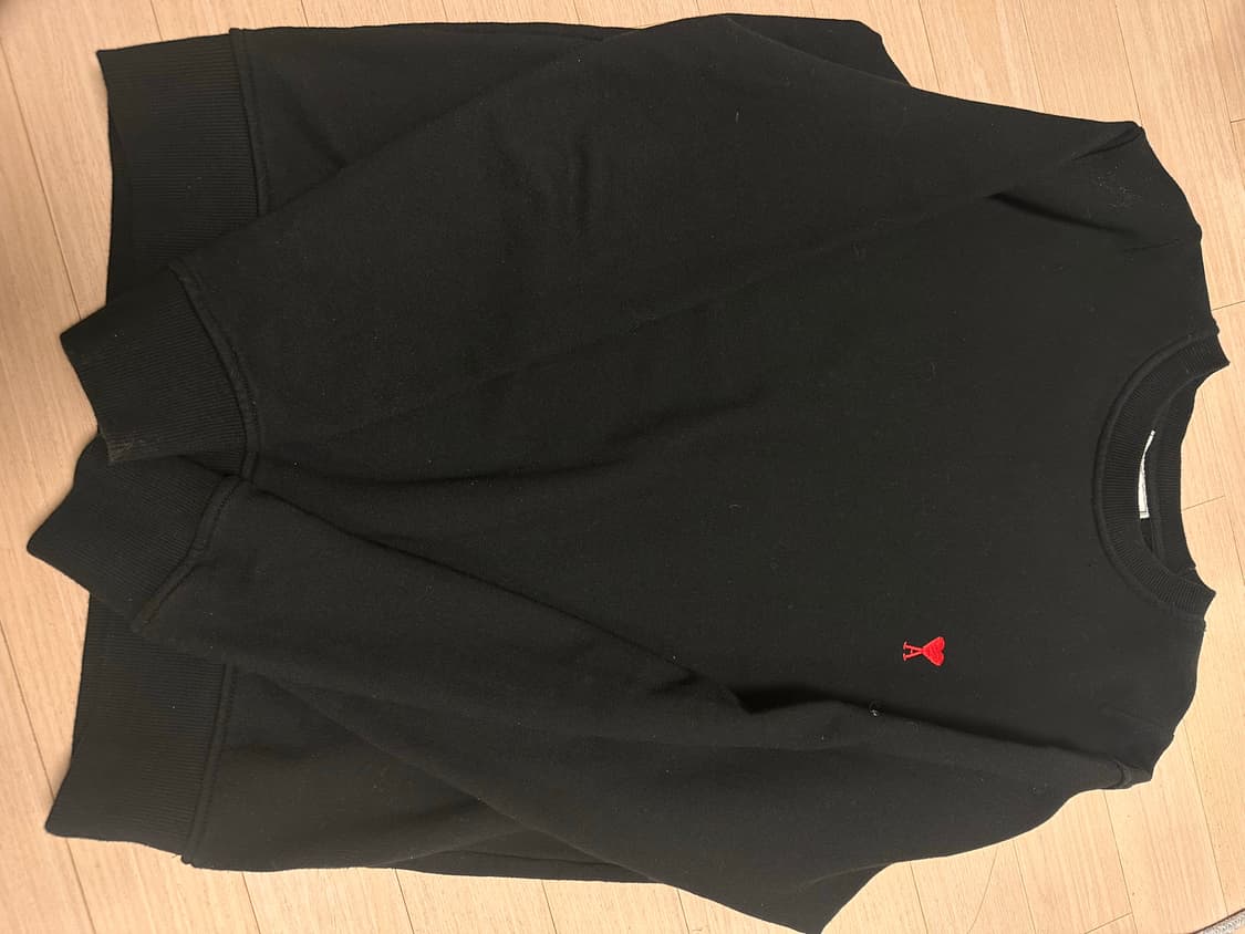 아미 맨투맨 블랙 상품이미지1