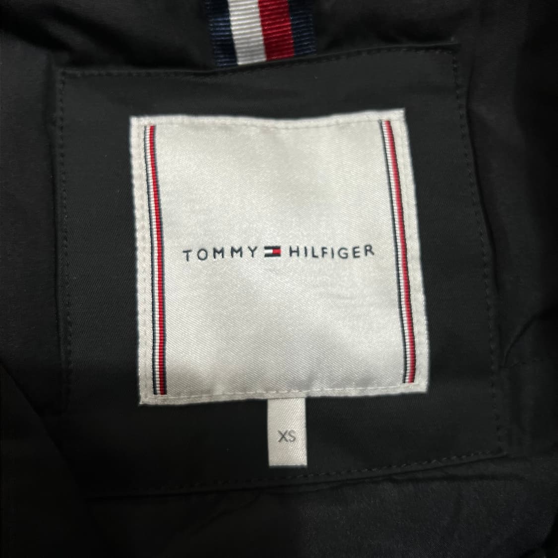 타미힐피거 여성 와펜 후드 야상 롱패딩 점퍼 [블랙] XS/85 상품이미지5