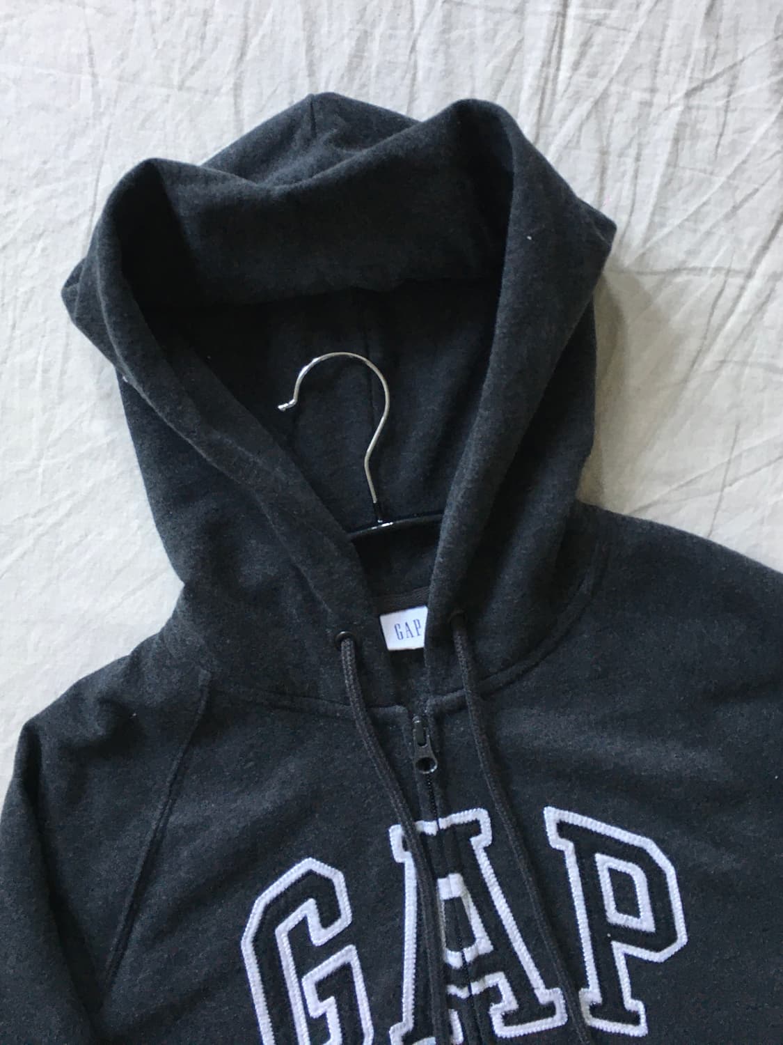 갭 패치 로고 후드집업 상품이미지4
