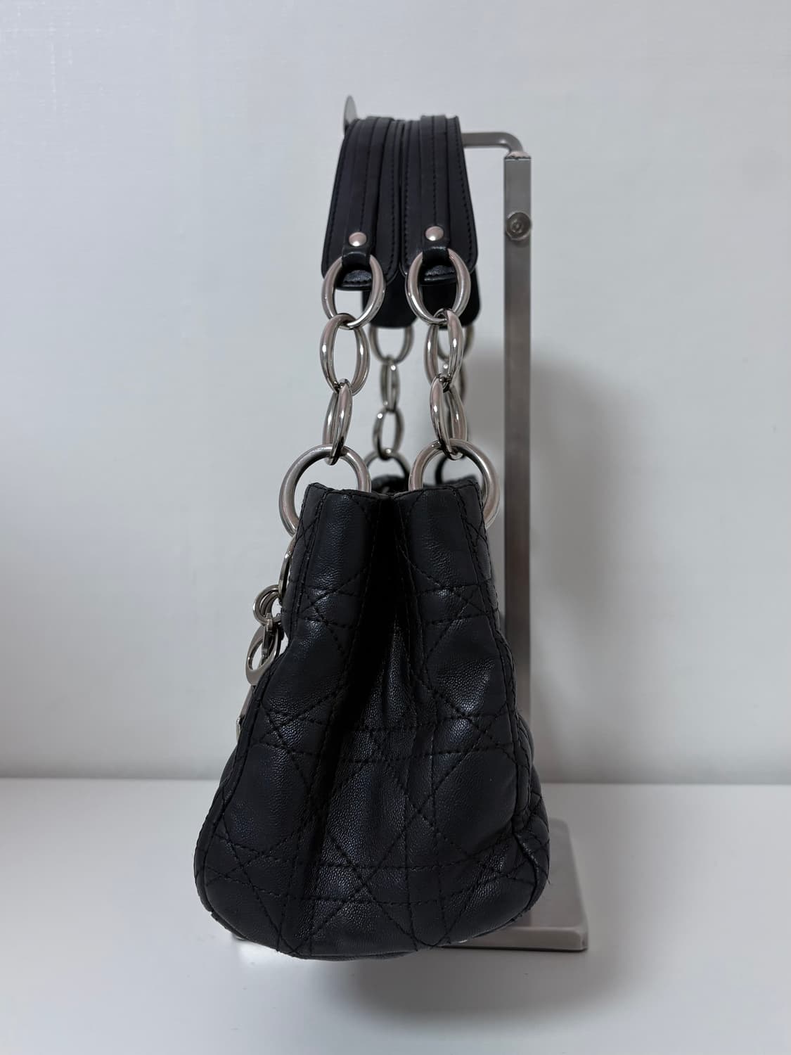 디올 까나쥬 체인 숄더백  상품이미지4