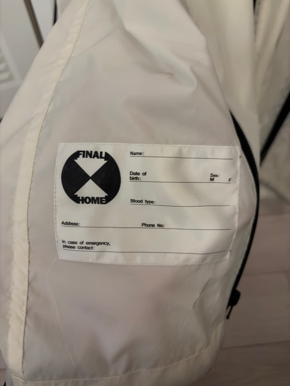 파이널 홈 서바이벌 자켓 화이트 상품이미지3