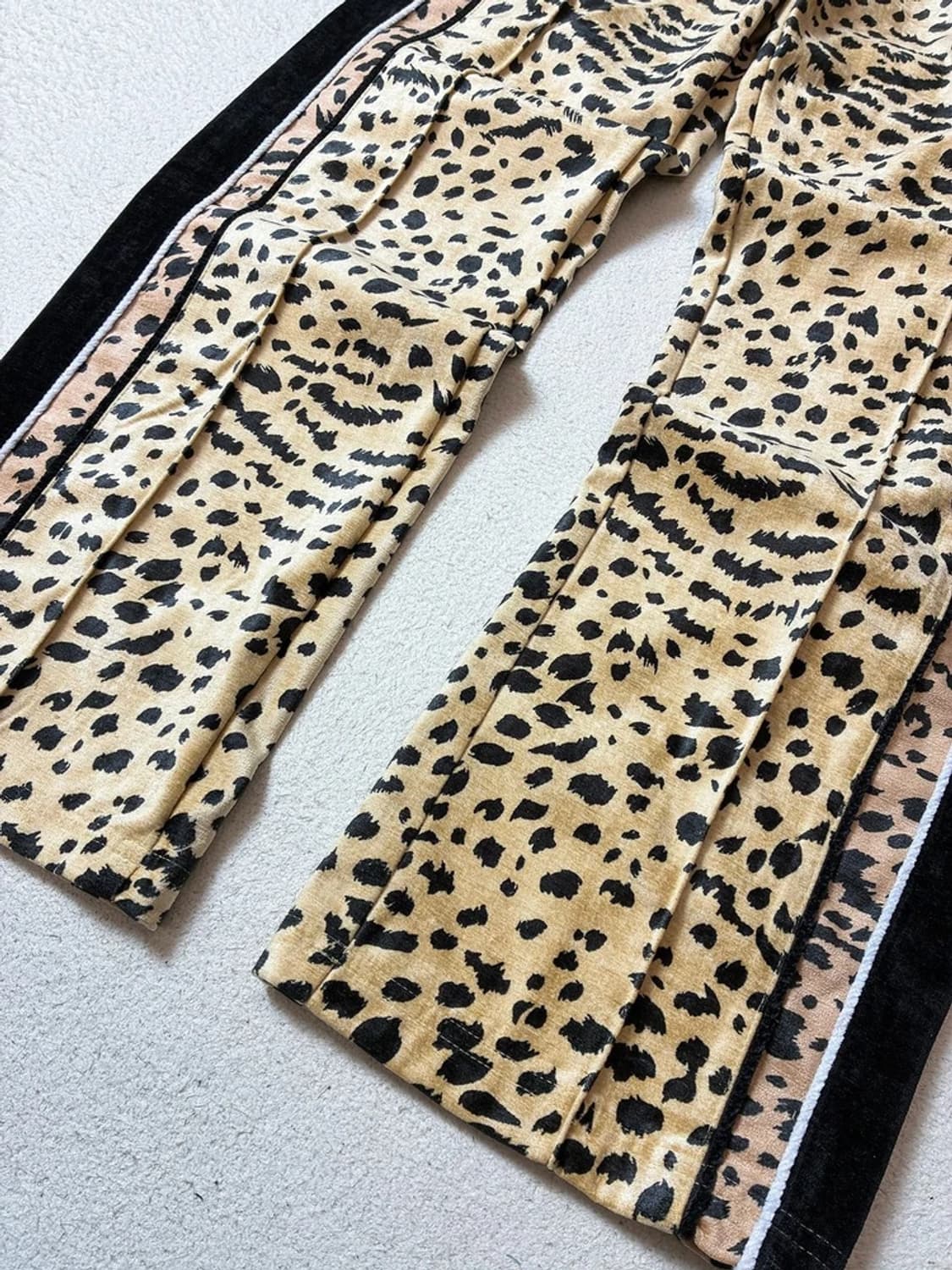 MMIC 레오파드 벨벳 스웻 팬츠 PN8039 상품이미지4