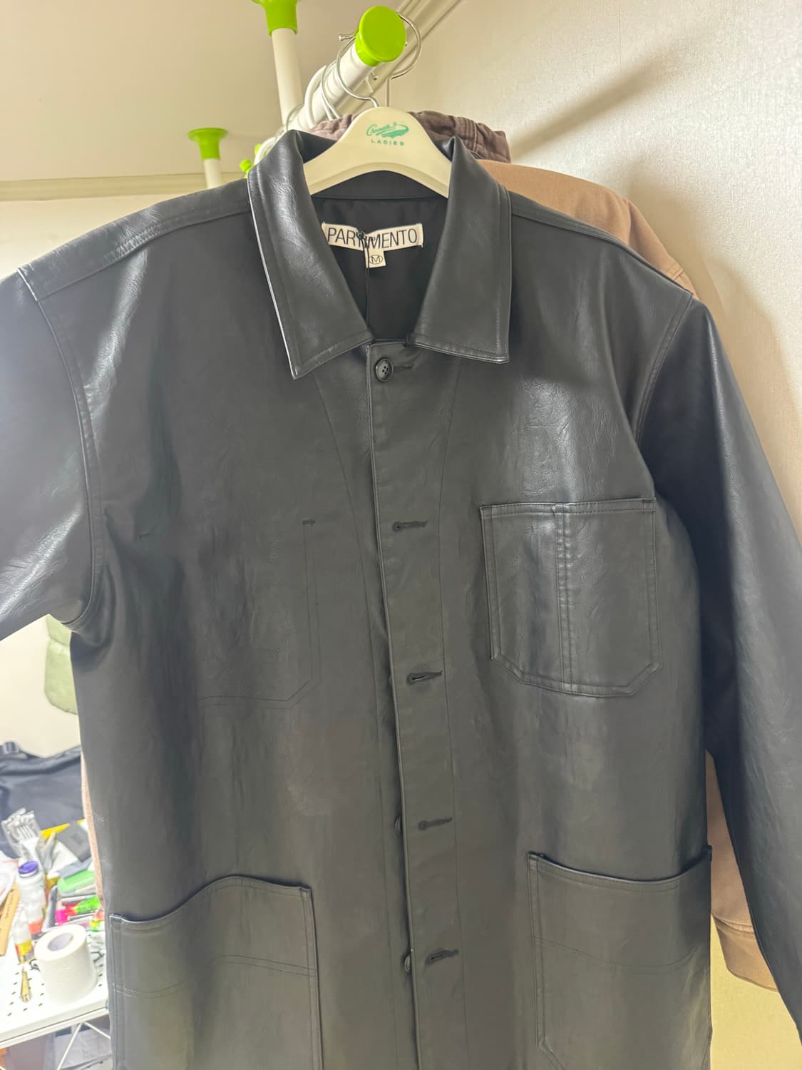 파르티멘토 빈티지 워시드 레더 카 코트 블랙 상품이미지1