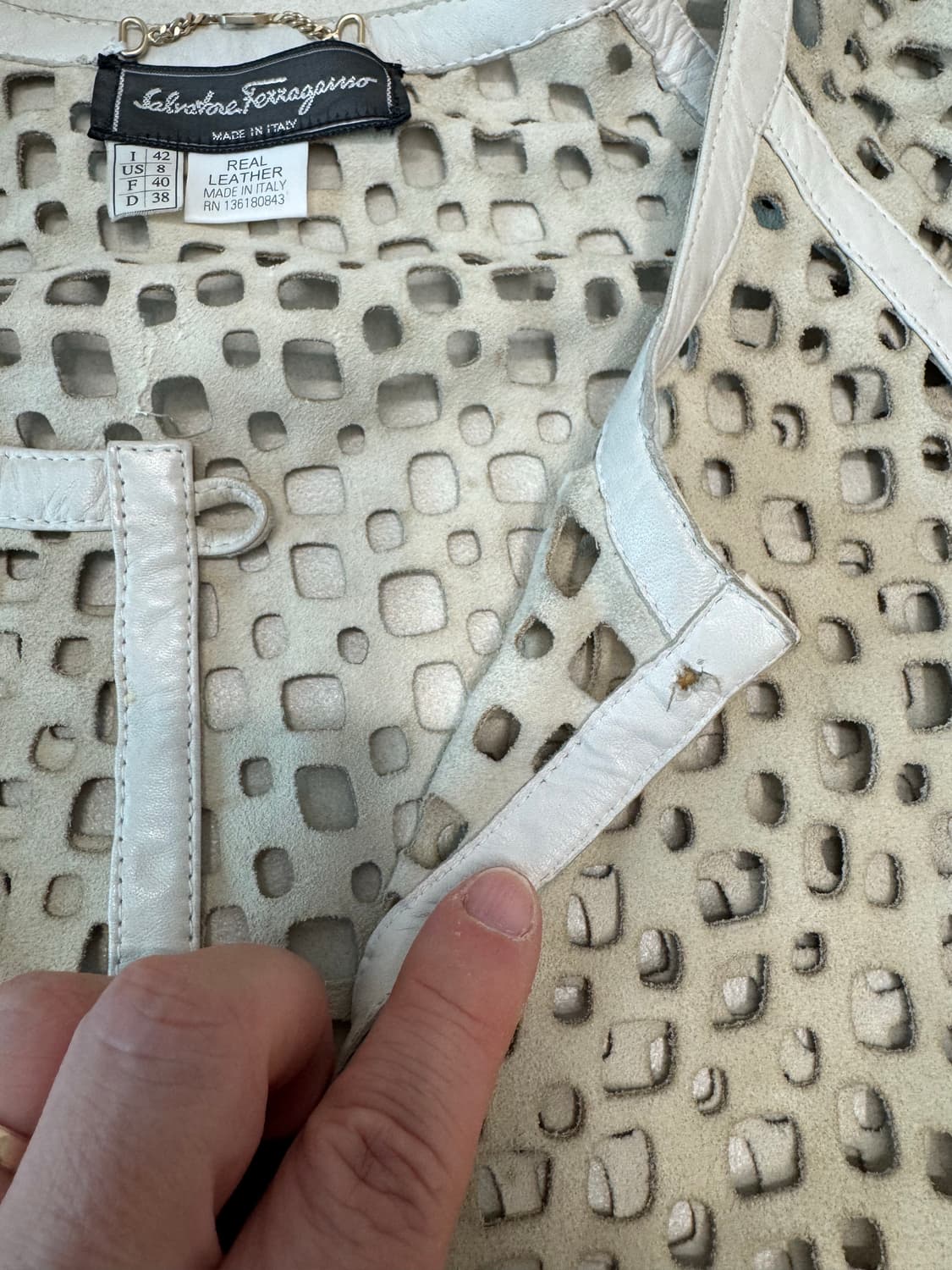 페라가모 가죽 가디건 상품이미지4