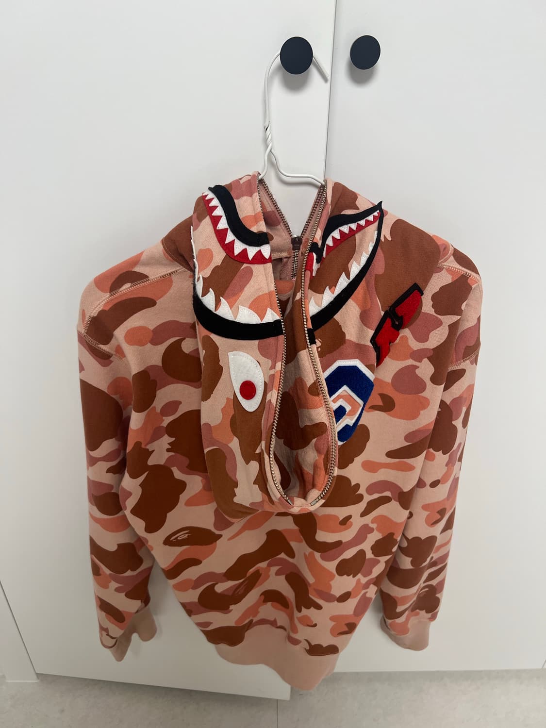 Bape 24ss 카모 우먼즈 샤크 후드집업 핑크 상품이미지2