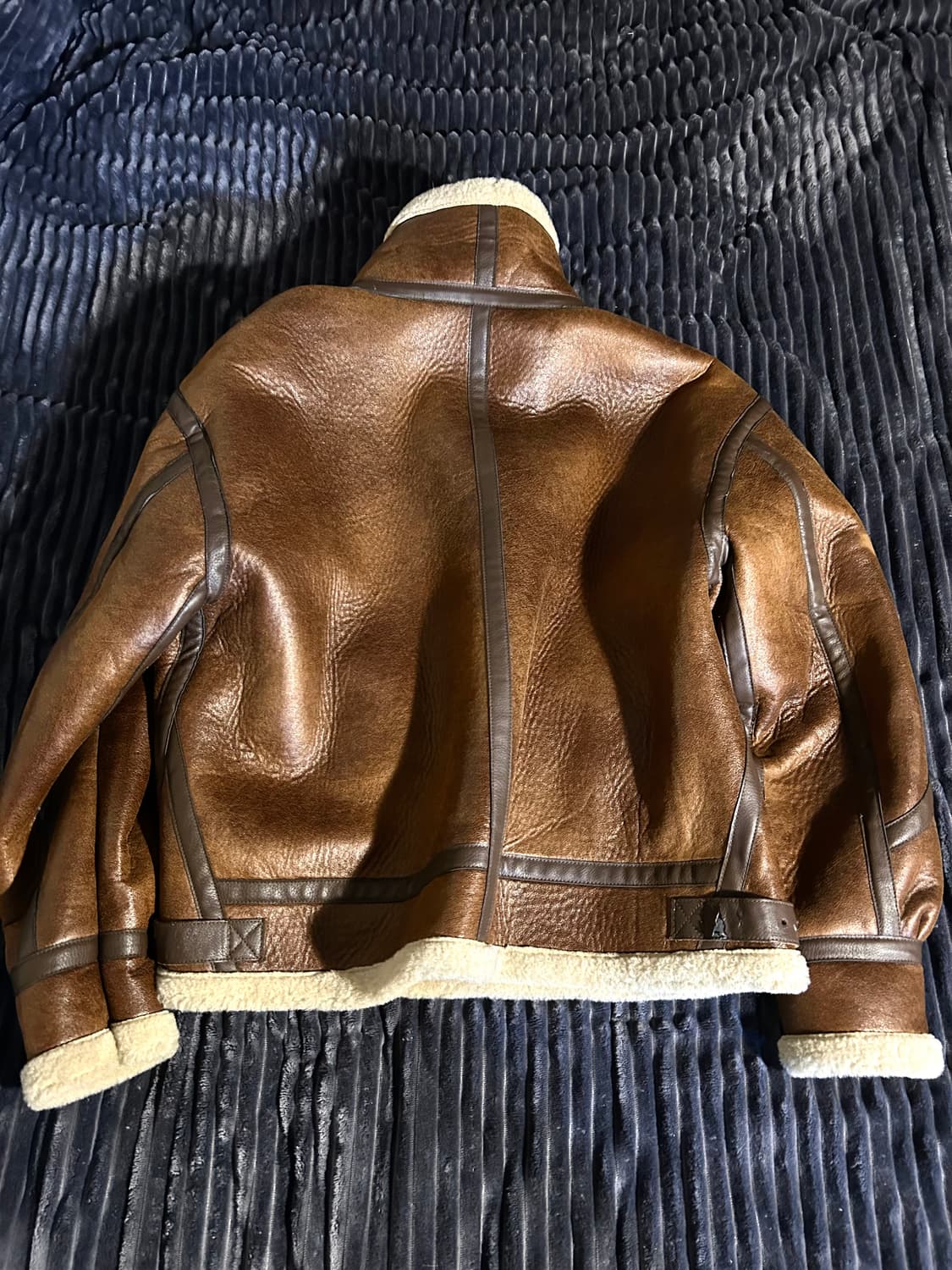 Over B-3 Type Shearling Jacket 상품이미지4