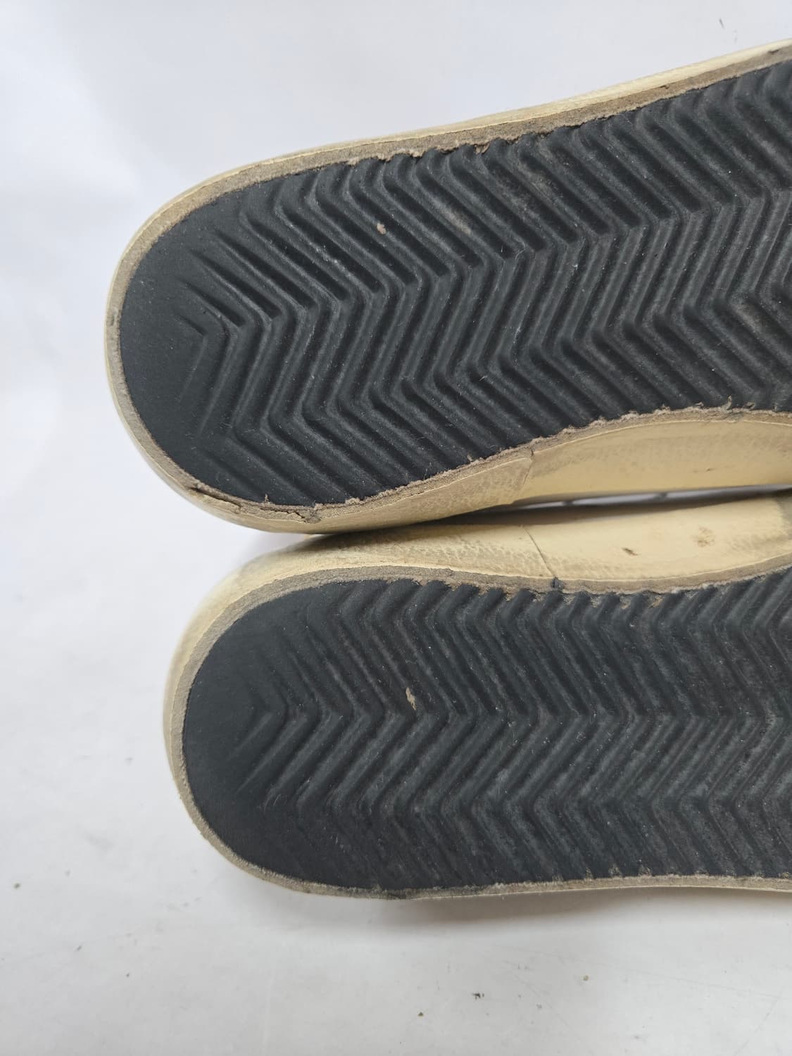 골든구스 슈퍼스타 스니커즈 화이트 실버 글리터 36 230 상품이미지8