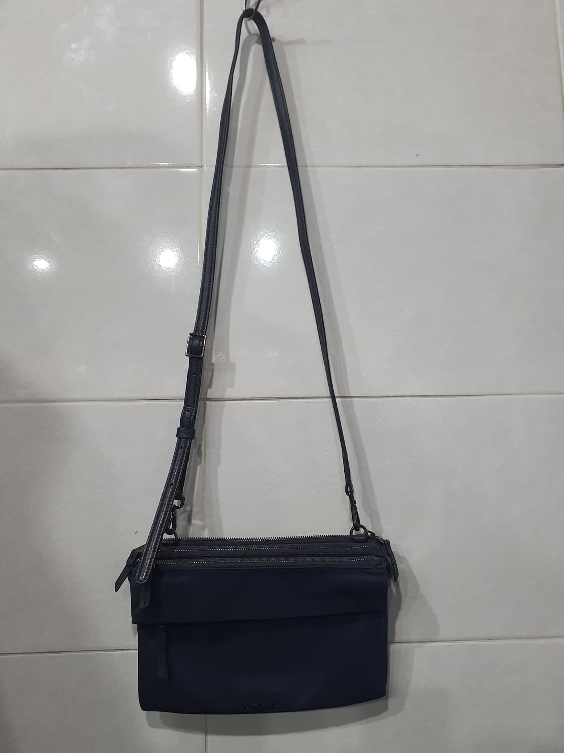 TUMI 보아져 트리스텐 크로스바디백 상품이미지1